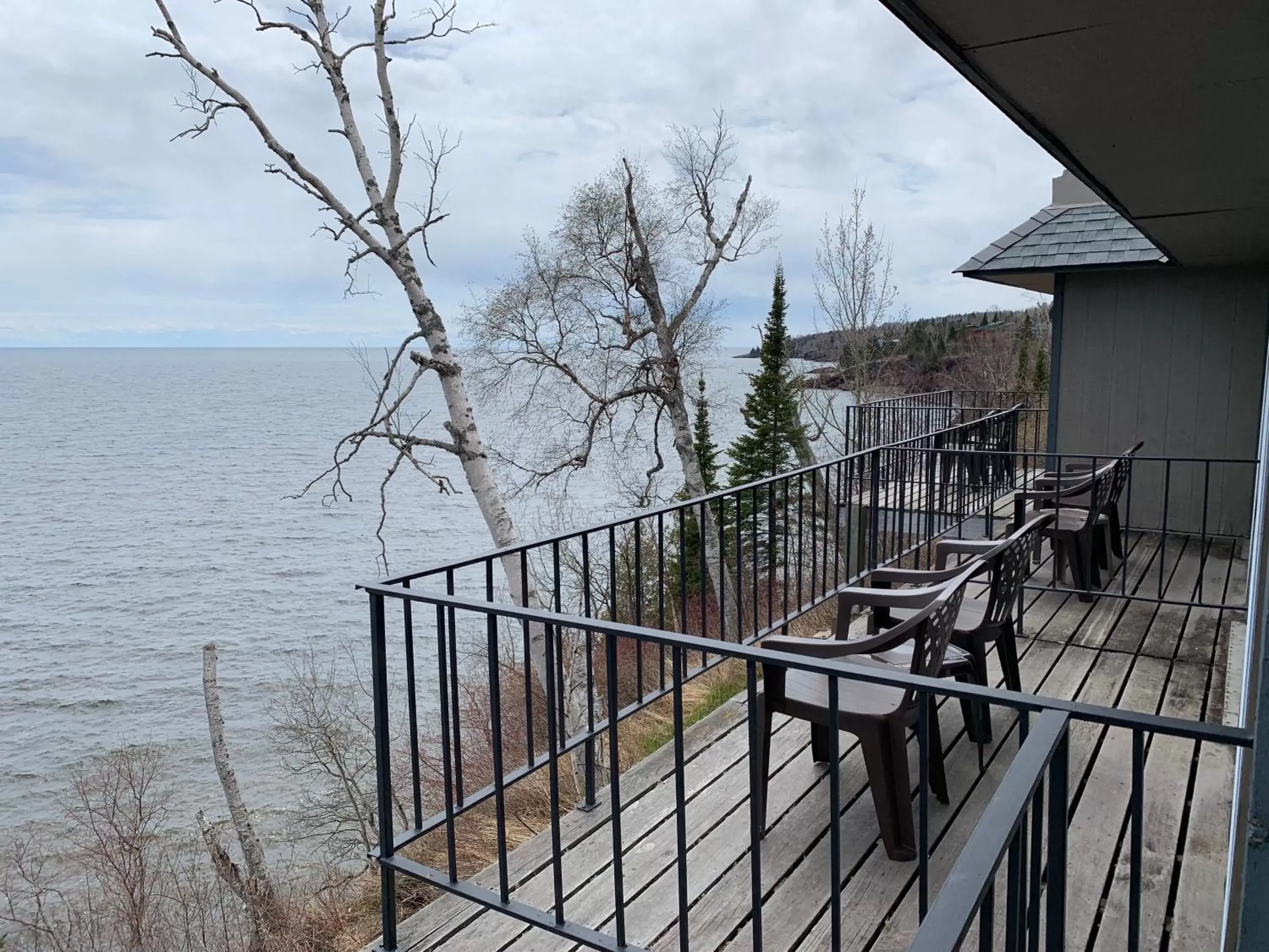 Balcony/Terrace in Cliff Dweller on Lake Superior