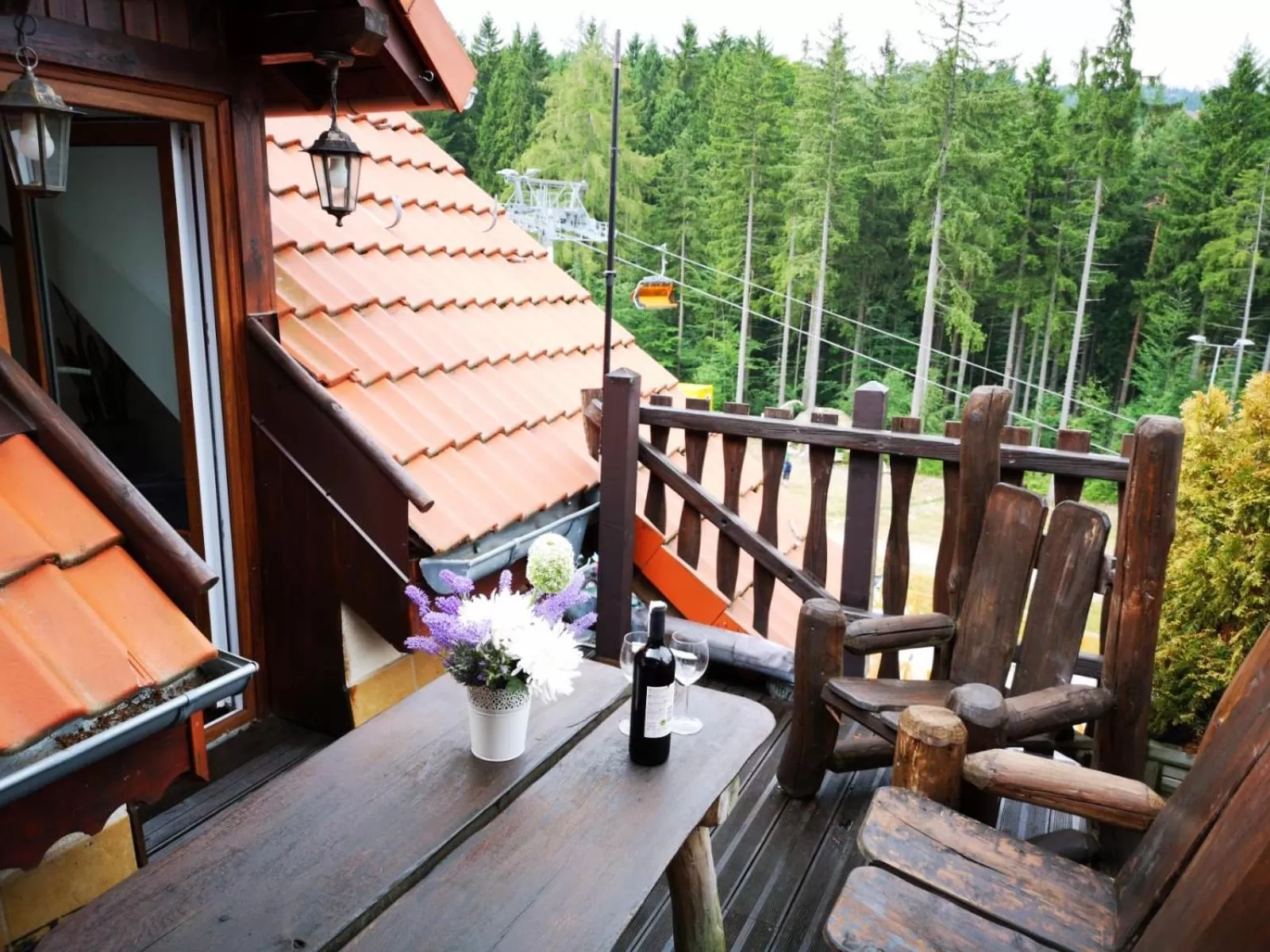 Spring in Safir przy samym WYCIĄGU