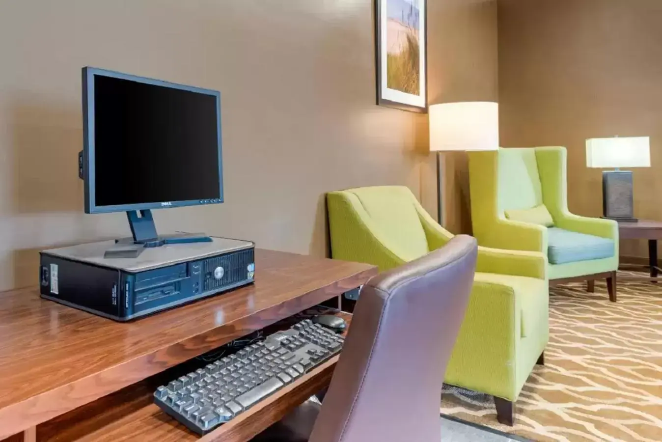 Communal lounge/ TV room, TV/Entertainment Center in Comfort Inn & Suites Michigan City