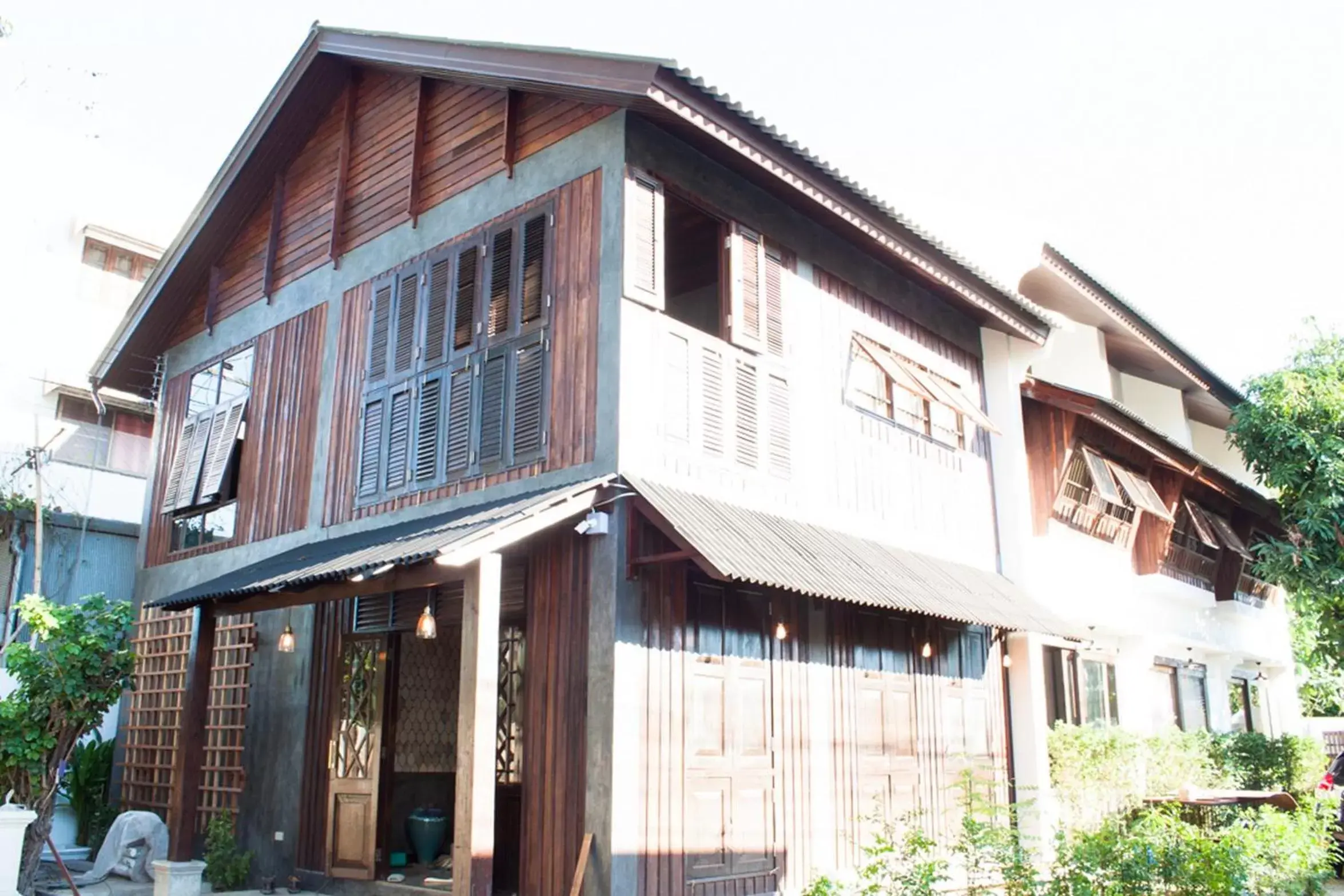 Property Building in ONCE (upon a time) Chiang Mai Home