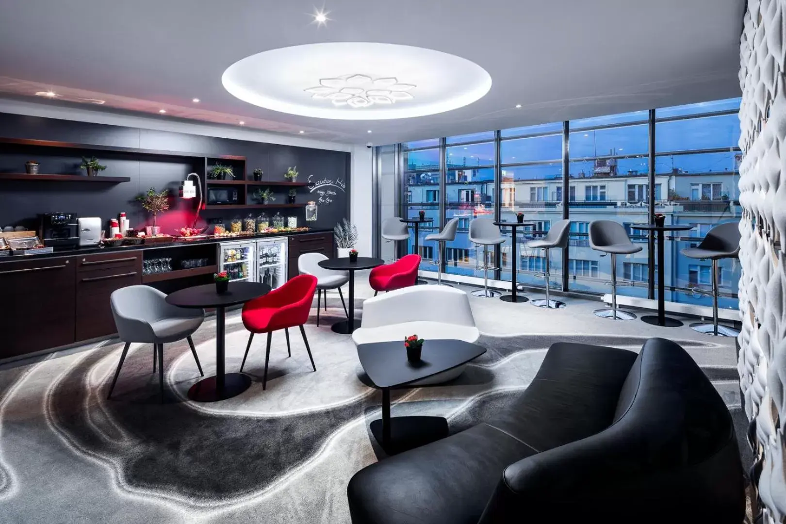 Lounge or bar, Lounge/Bar in Vienna House by Wyndham Andel's Prague