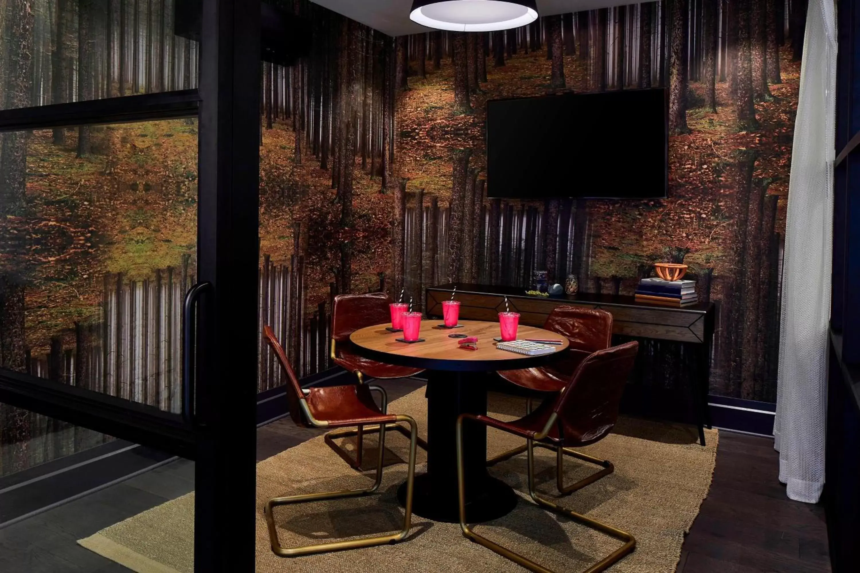 Meeting/conference room, TV/Entertainment Center in Moxy Chattanooga Downtown