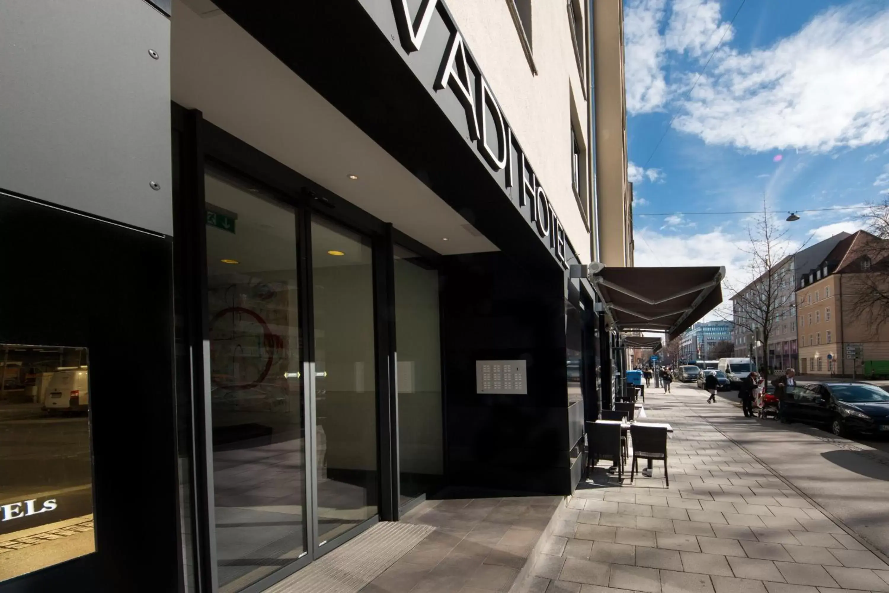 Facade/entrance in Downtown Vi Vadi Hotel Facade/entrance in Downtown Vi Vadi Hotel