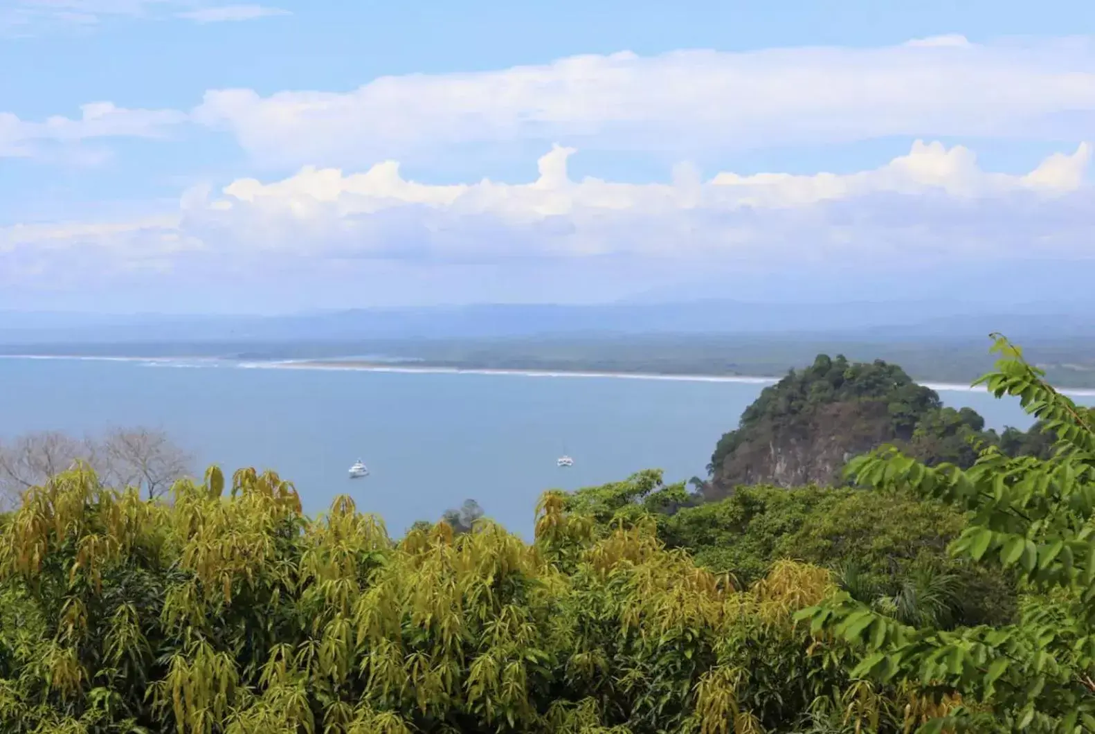 Casa G - Manuel Antonio oceanview hotel