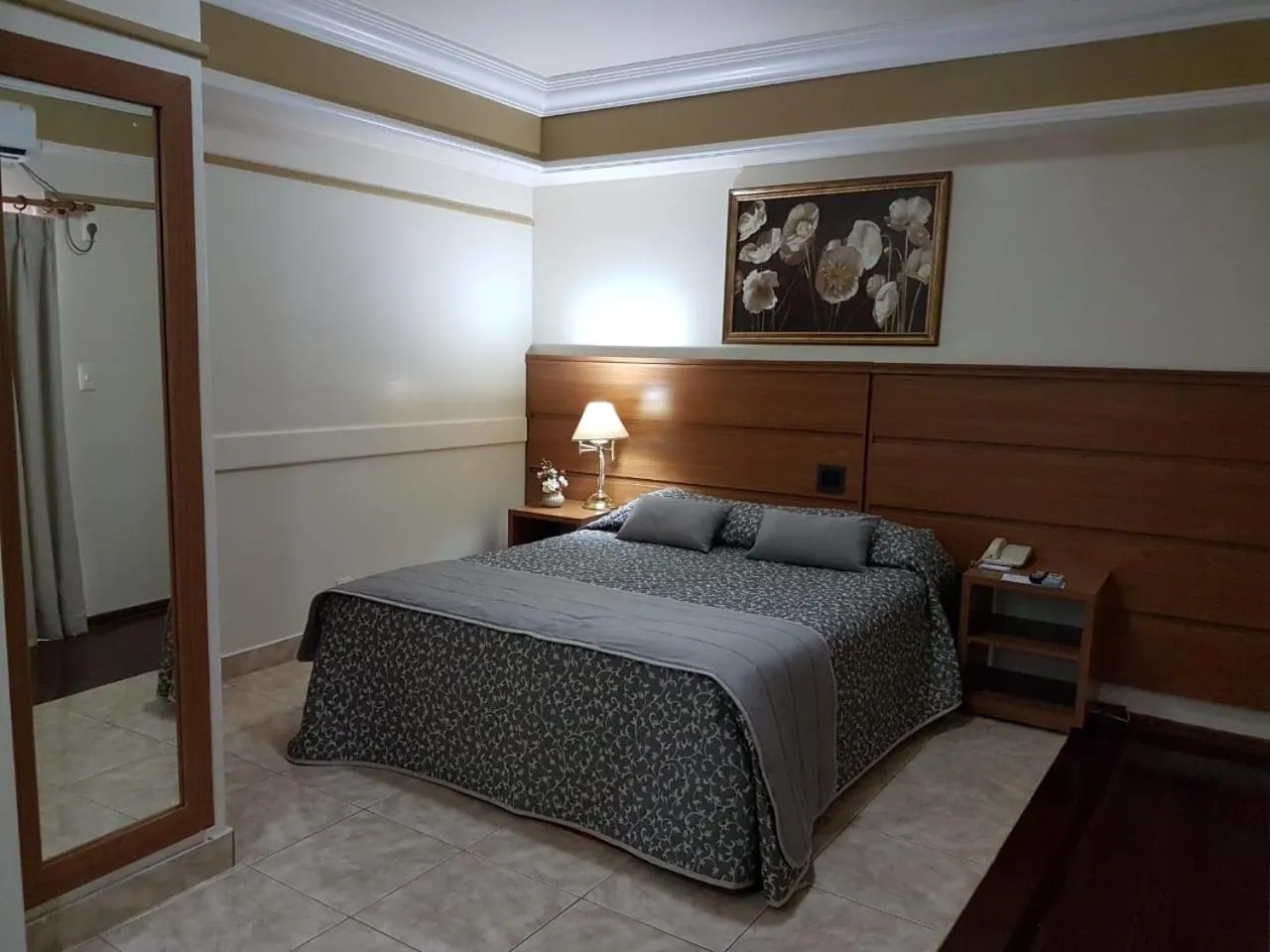 Bed in Tamareiras Park Hotel