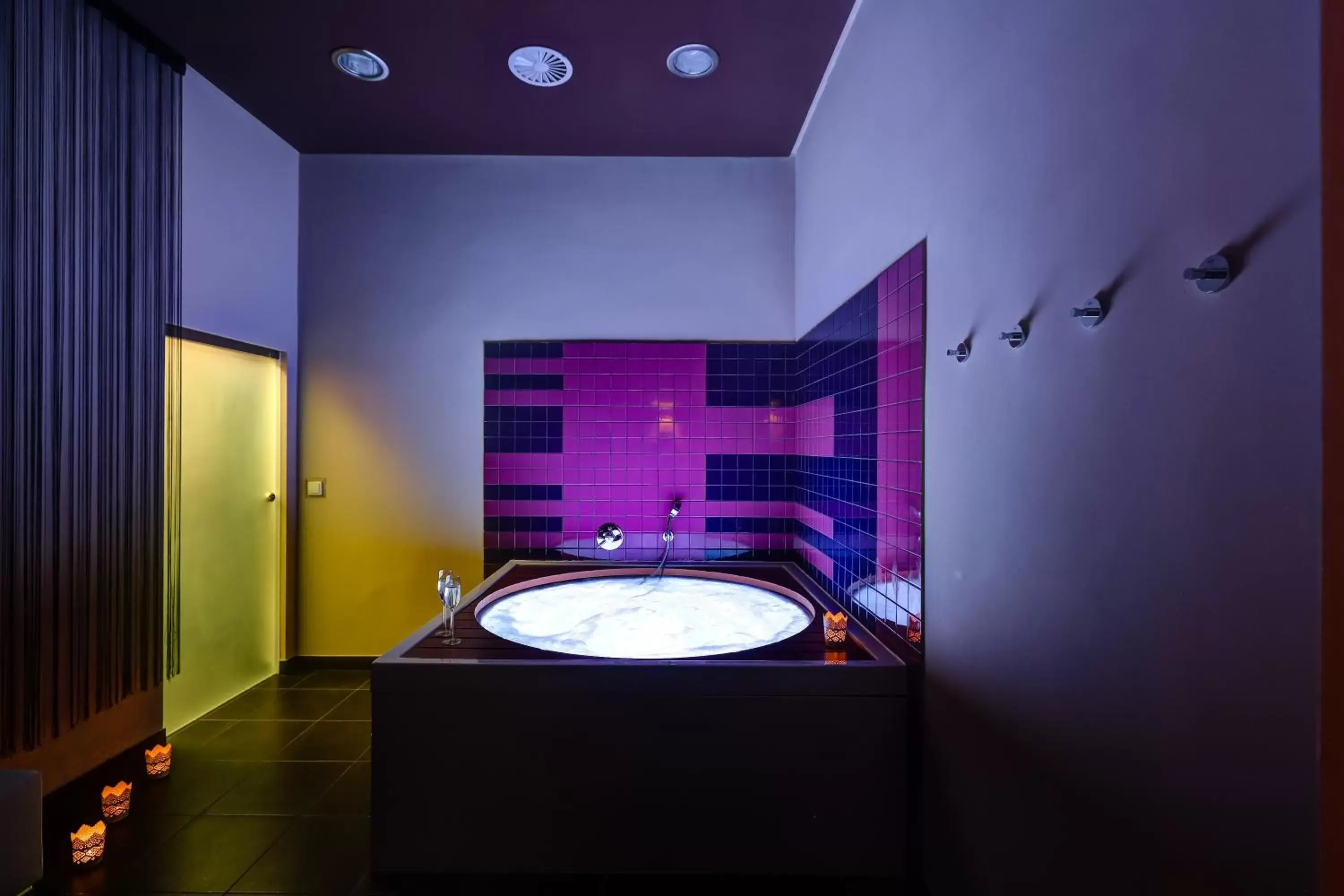 Hot Tub, Bathroom in Copernicus Toruń Hotel