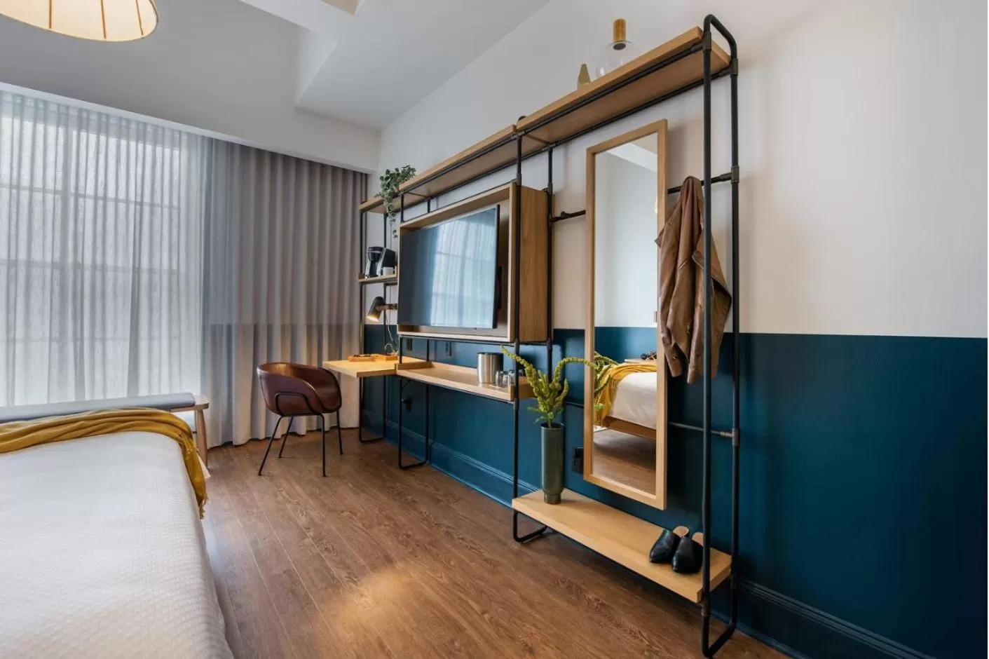 TV and multimedia, TV/Entertainment Center in Magnolia New Orleans