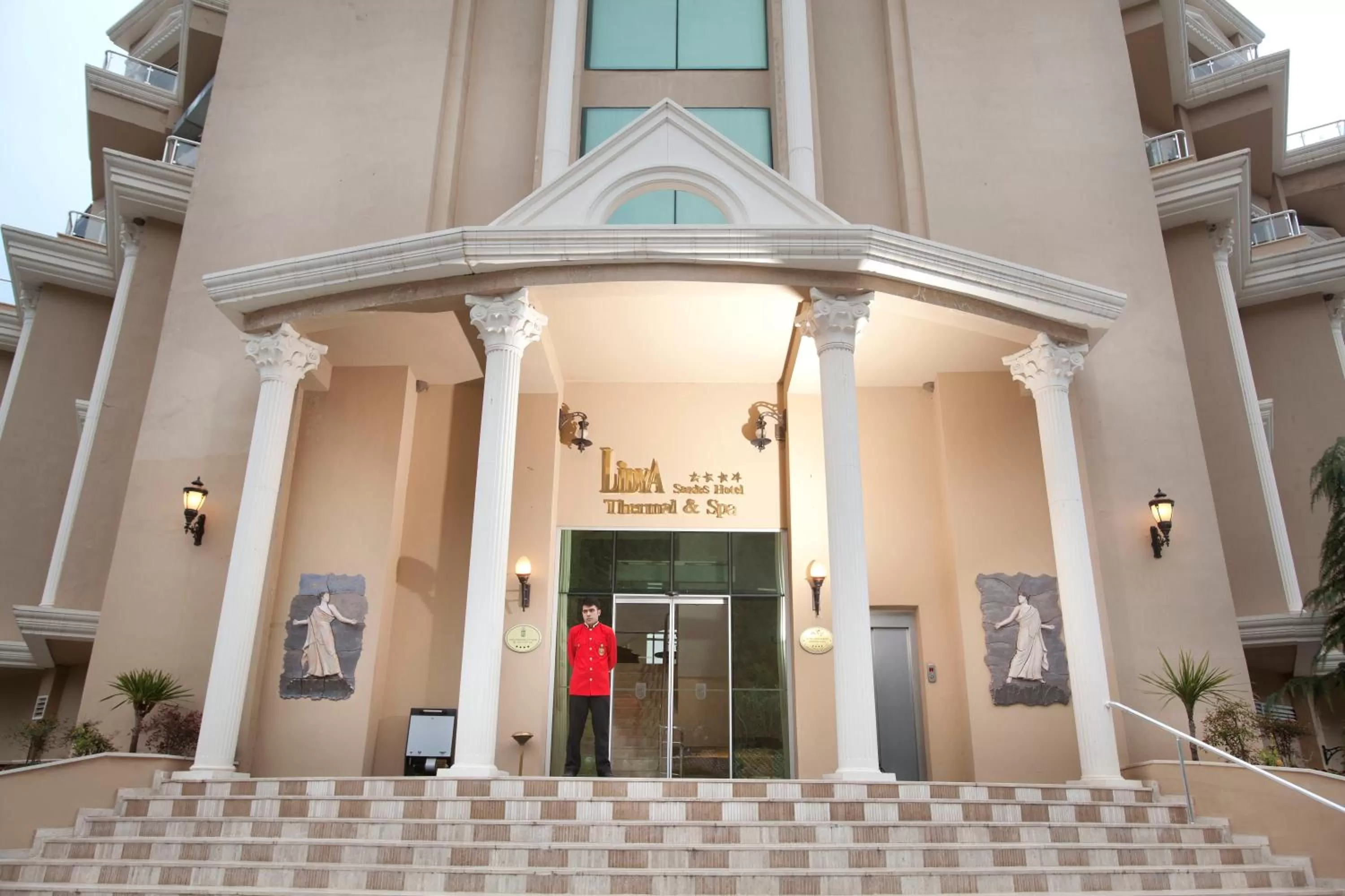 Facade/entrance in Lidya Sardes Hotel Thermal & SPA