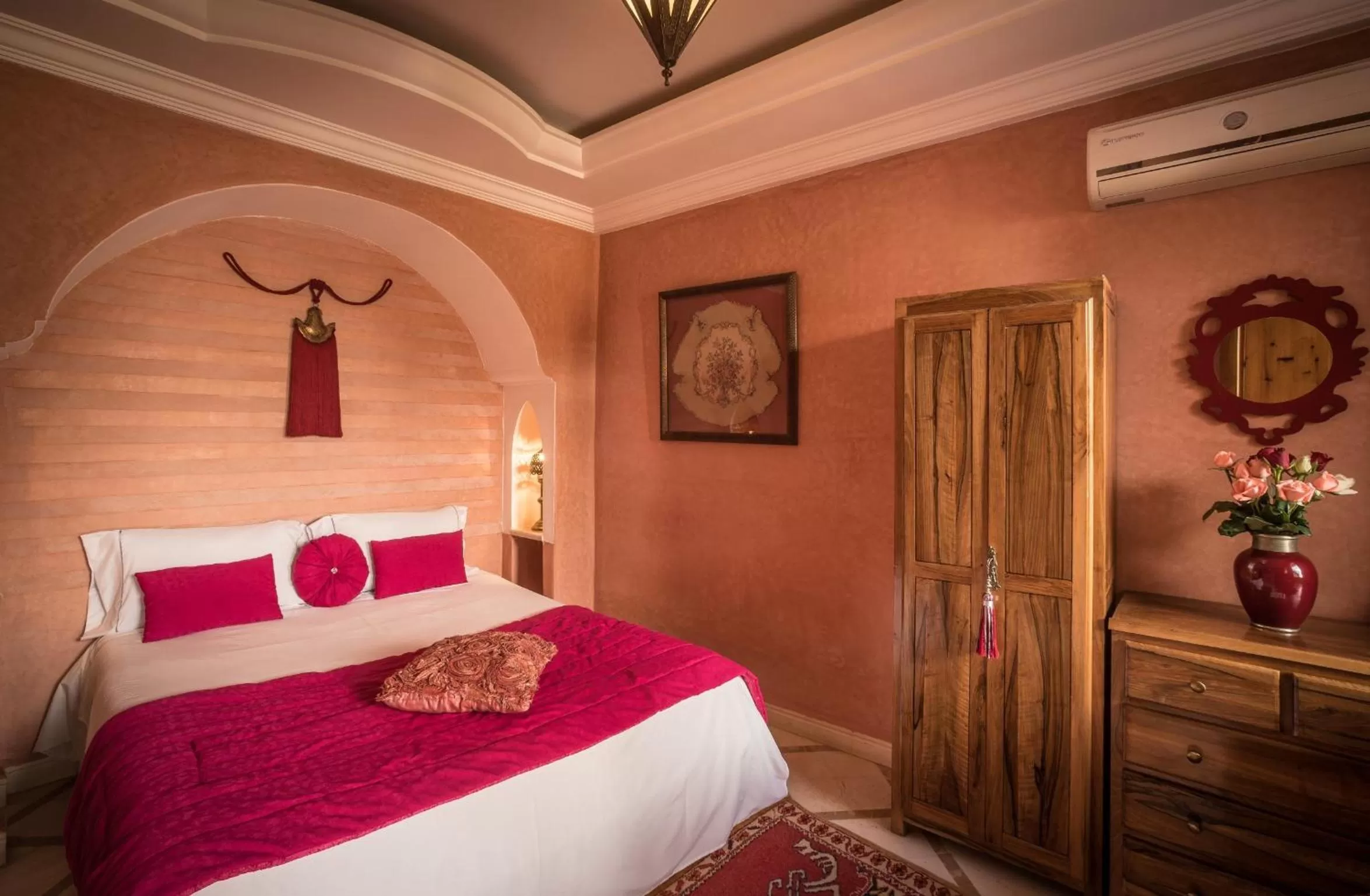 Bedroom, Bed in Riad Dar Attika