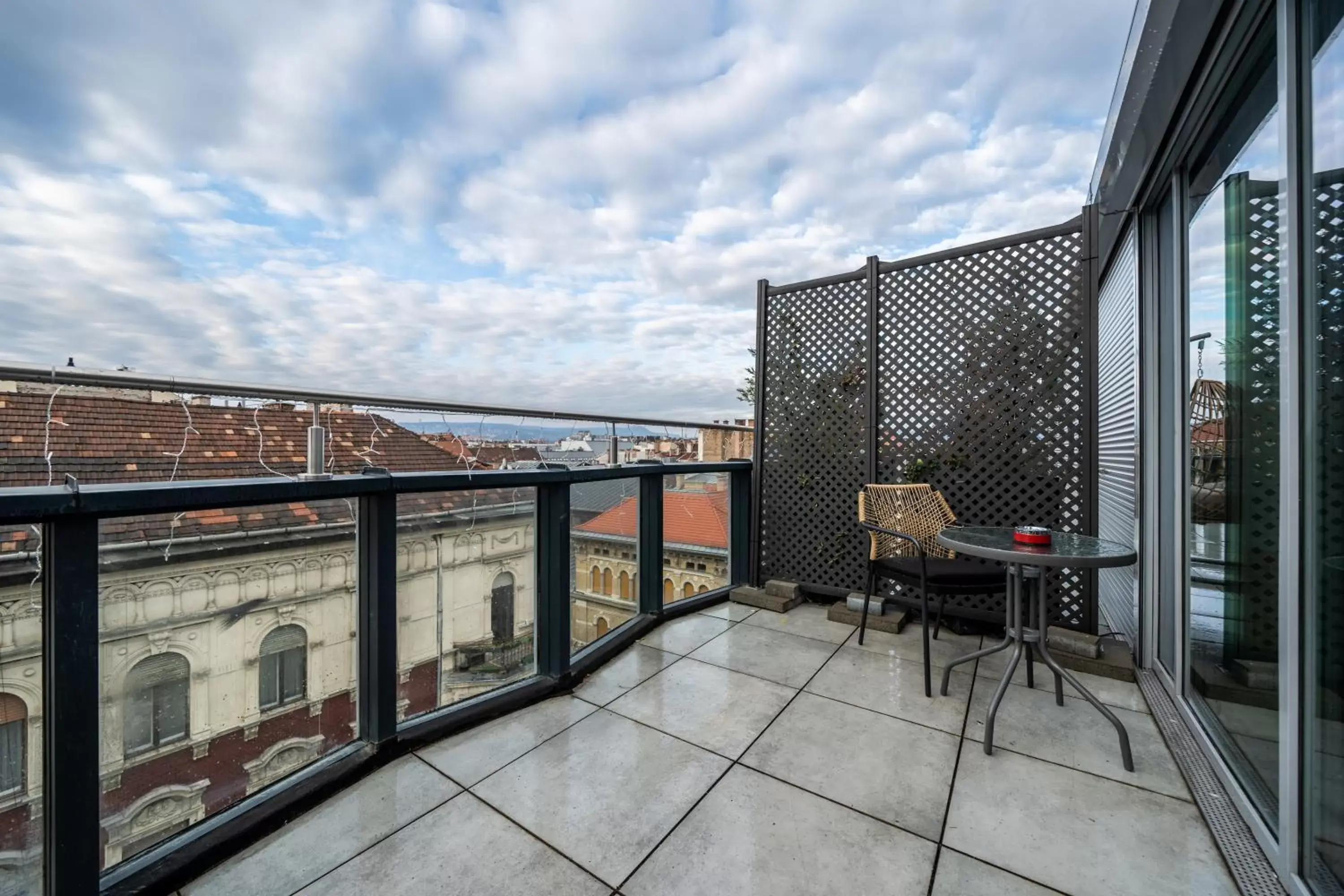 View (from property/room), Balcony/Terrace in Up Hotel Budapest