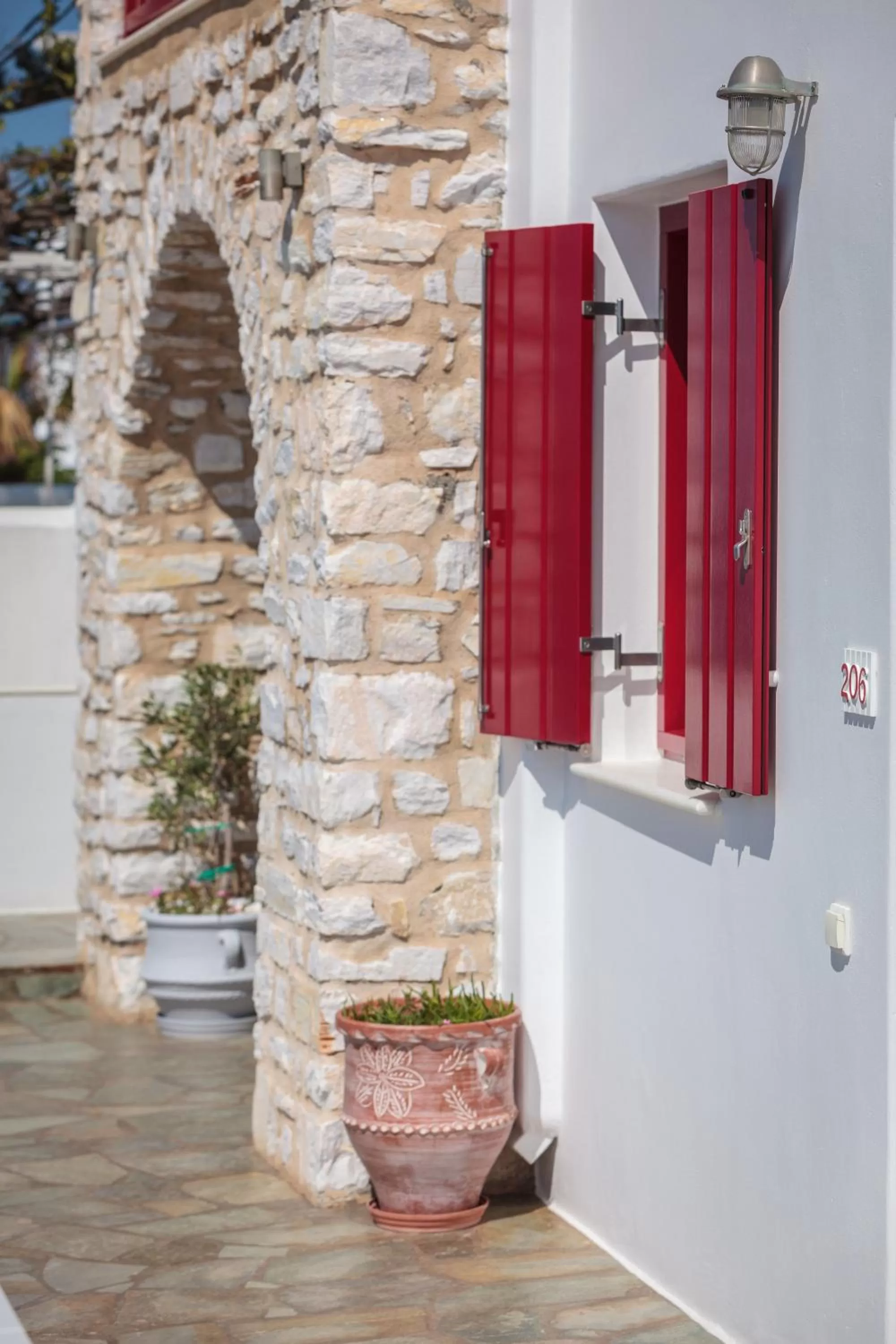 Facade/entrance in Katerina mare