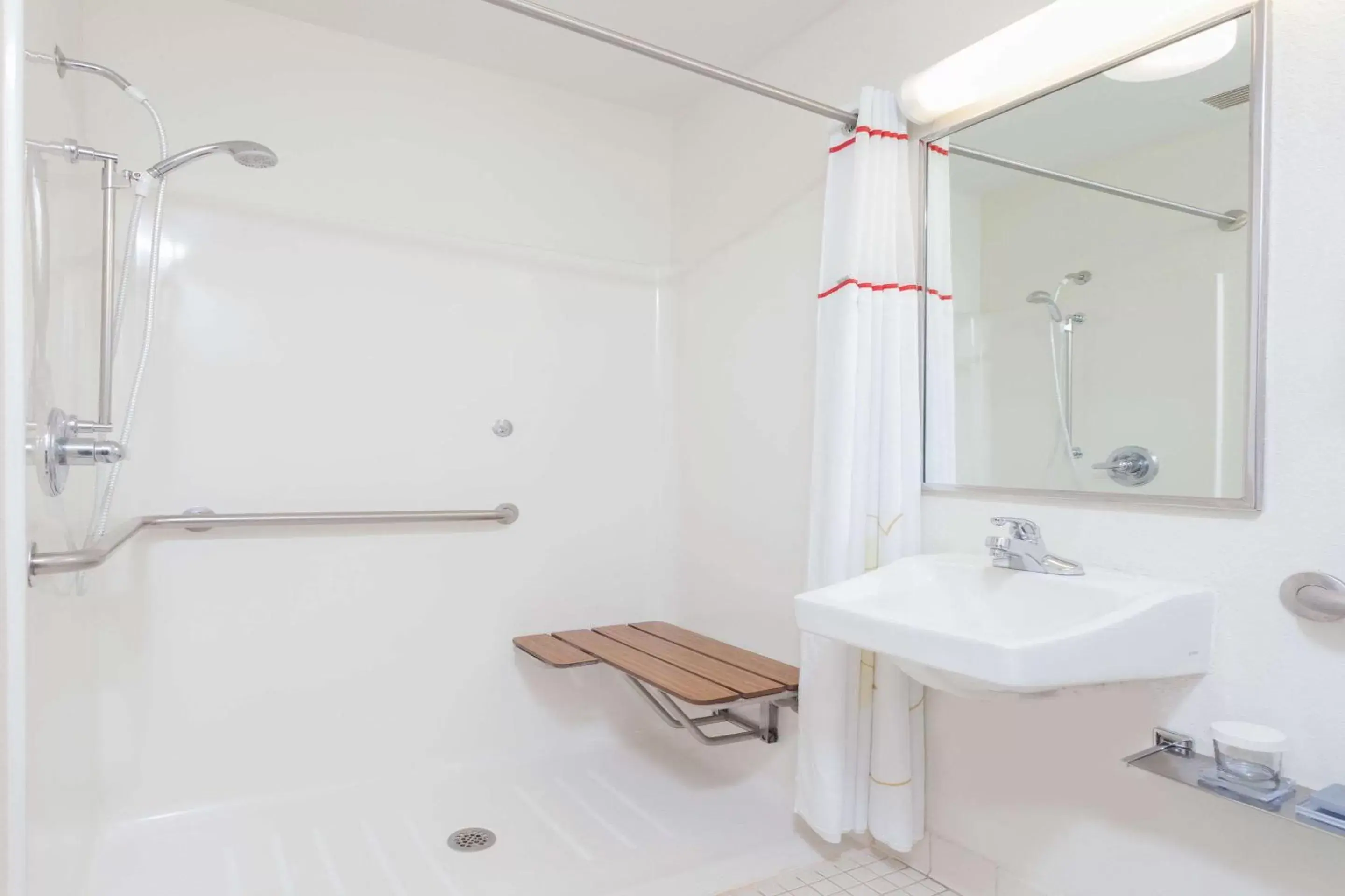 Bathroom in MainStay Suites Detroit Farmington Hills