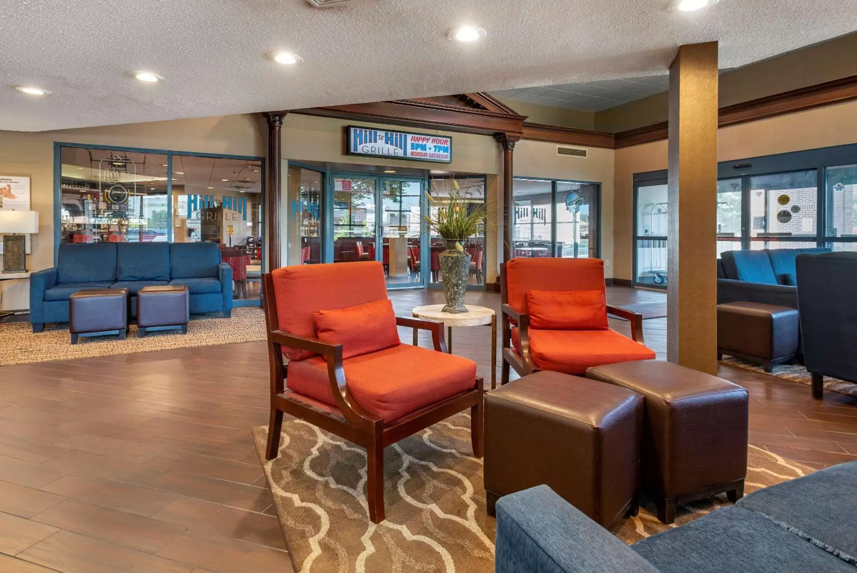 Lobby or reception, Lobby/Reception in Comfort Suites Bethlehem Near Lehigh University and LVI Airport