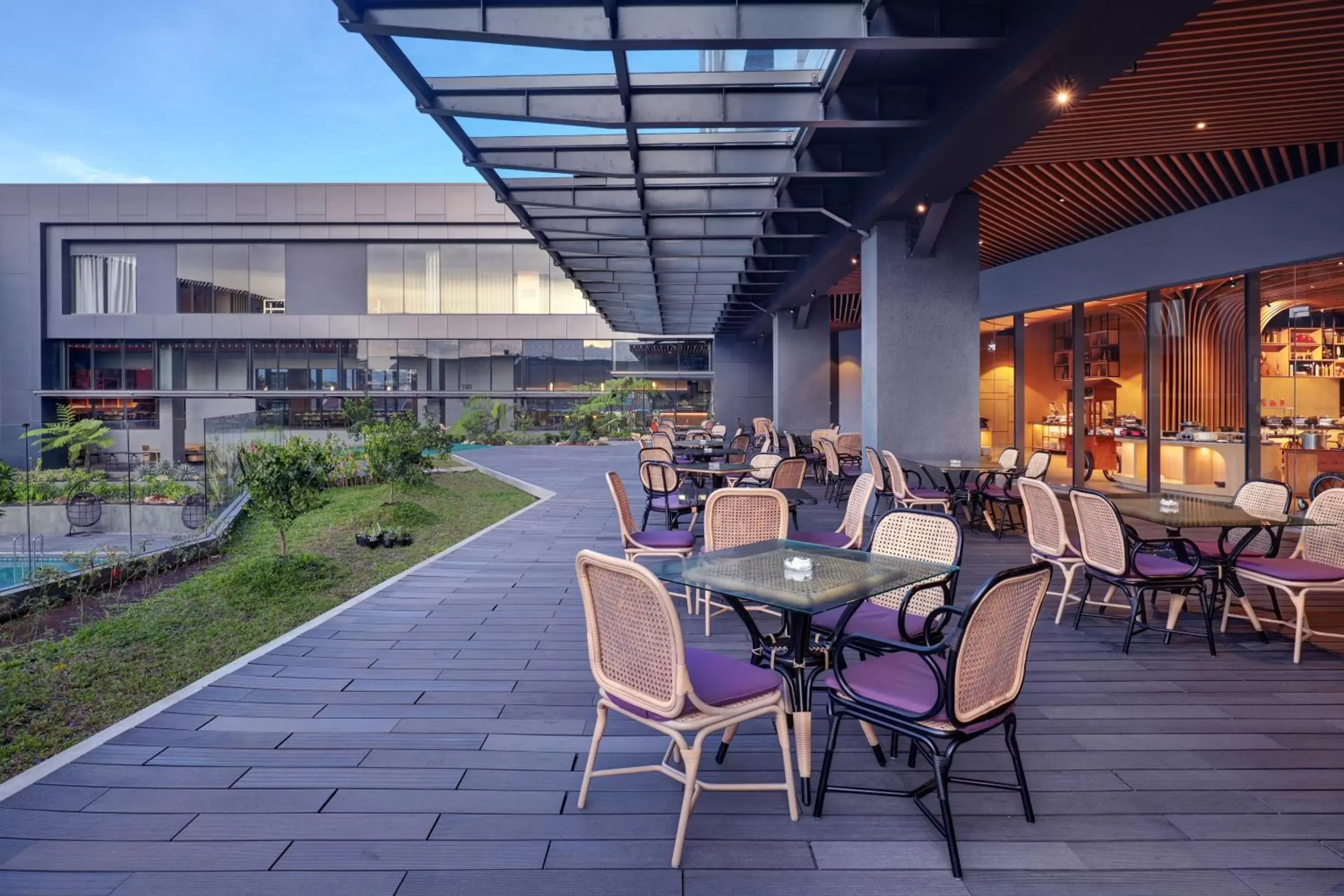 Restaurant/places to eat in Grand Mercure Malang Restaurant/places to eat in Grand Mercure Malang