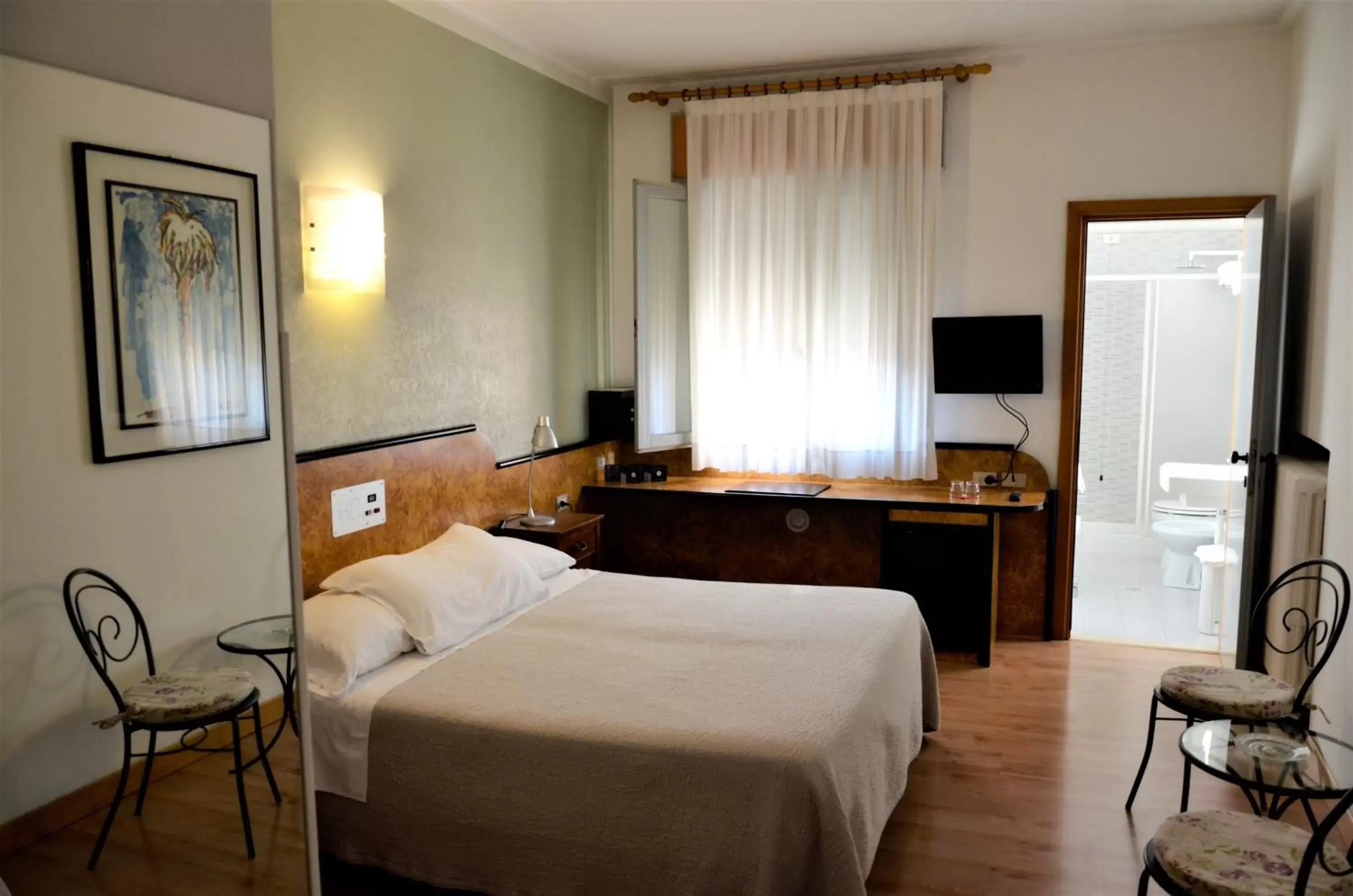 Bed in CityHotel Cristina Vicenza