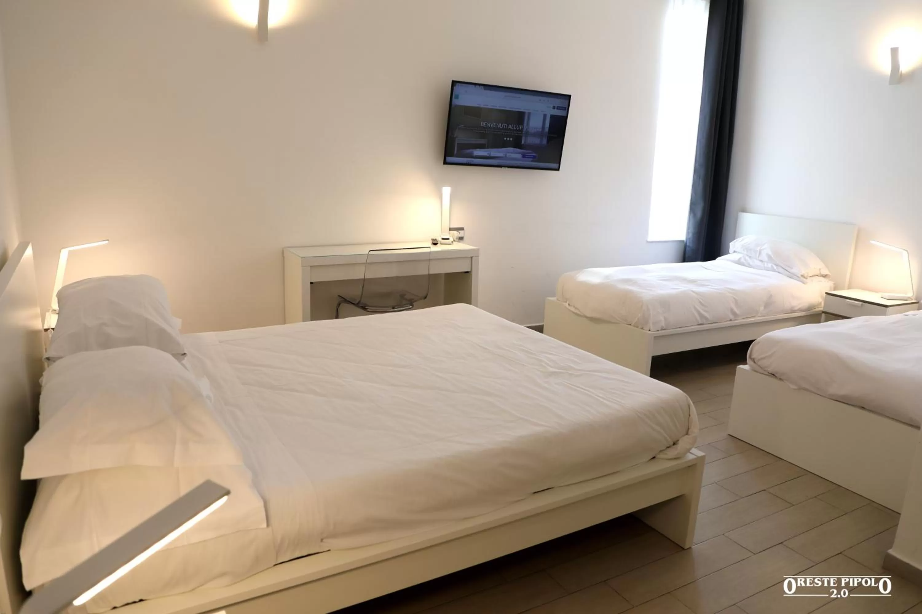 Bedroom, Bed in Up Hotel