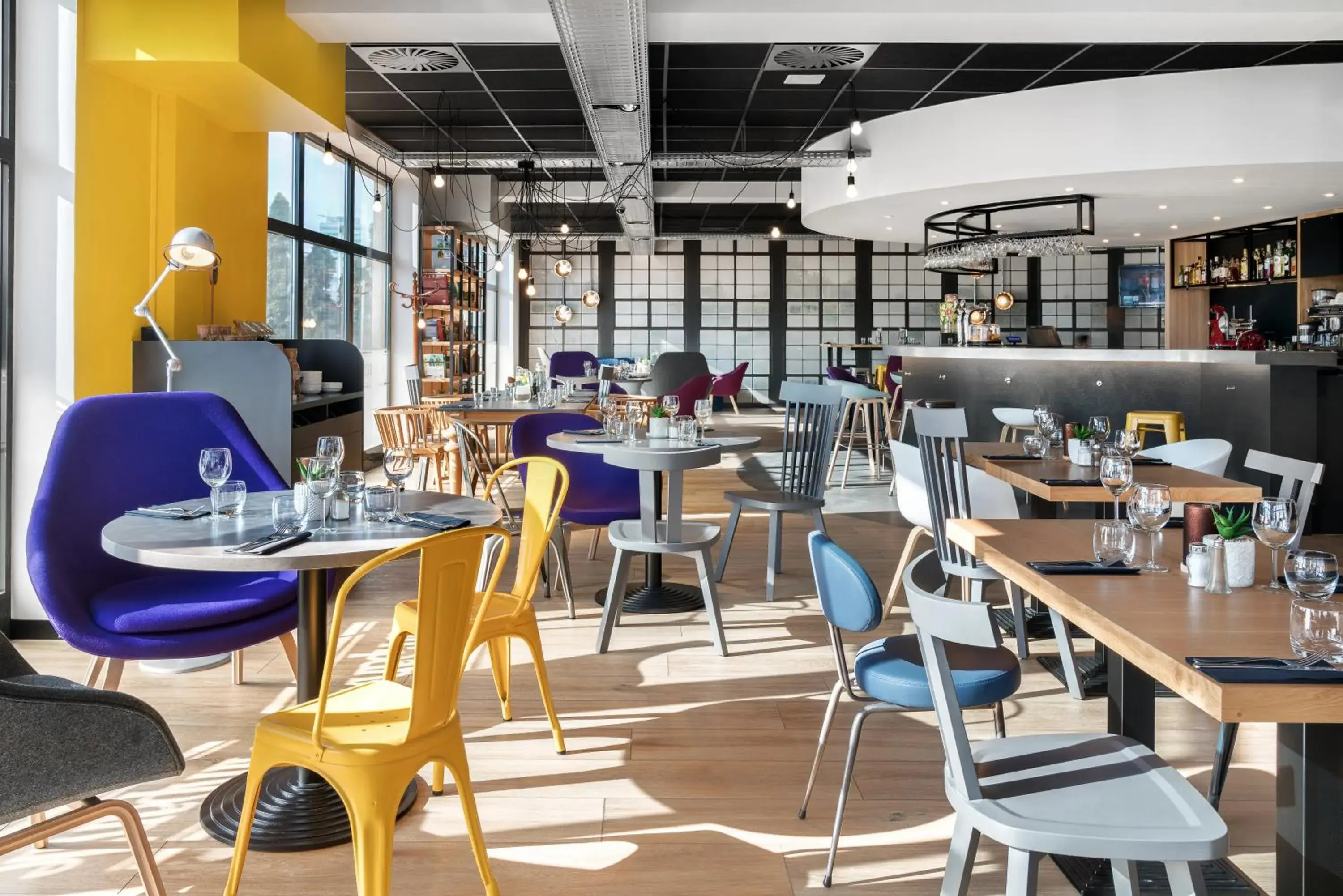 Lounge or bar in Campanile Katowice Lounge or bar in Campanile Katowice