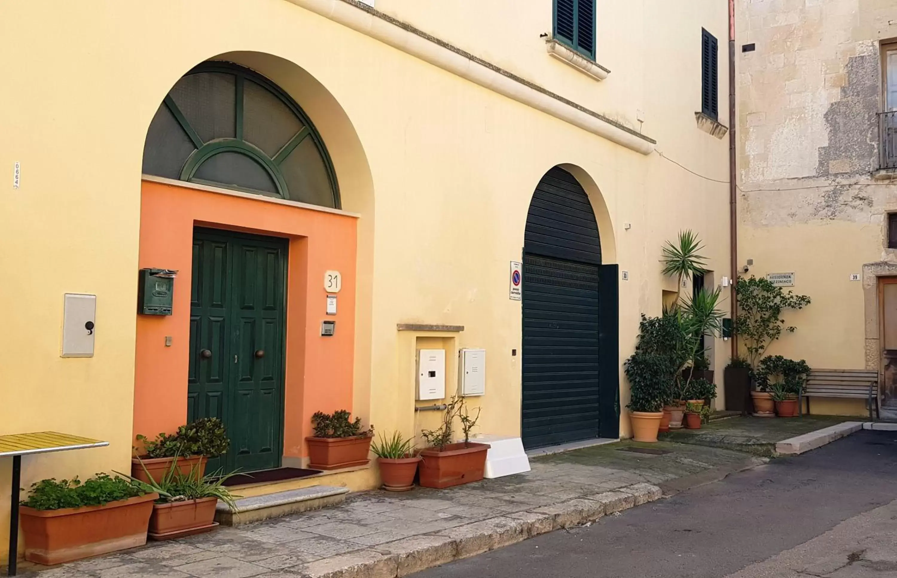 Property building in B&B Residenza Pizziniaco