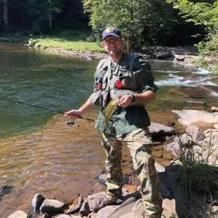 Fishing in Laurel River Club Bed & Breakfast or LRCBNB