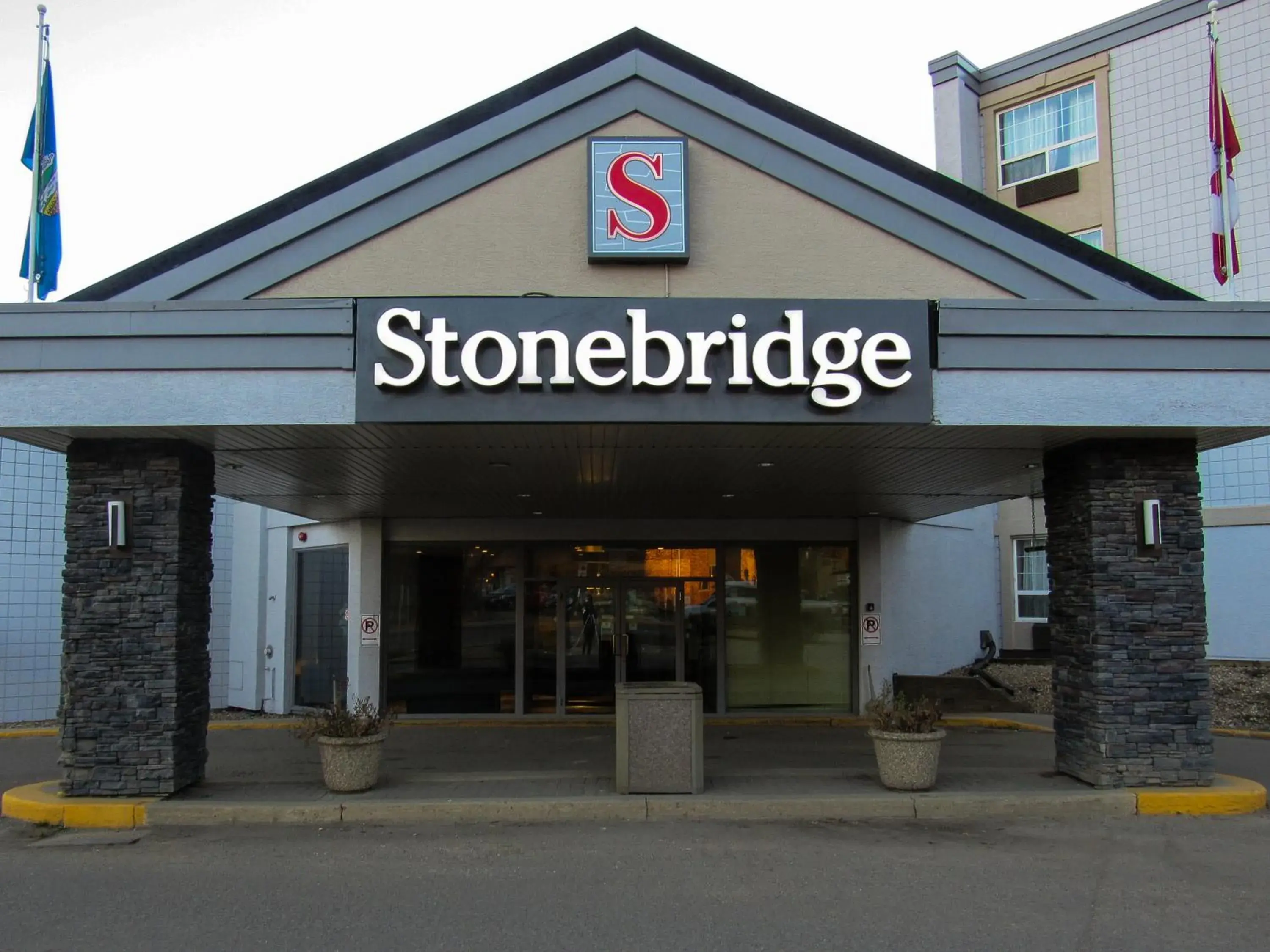 Property building in Stonebridge Hotel