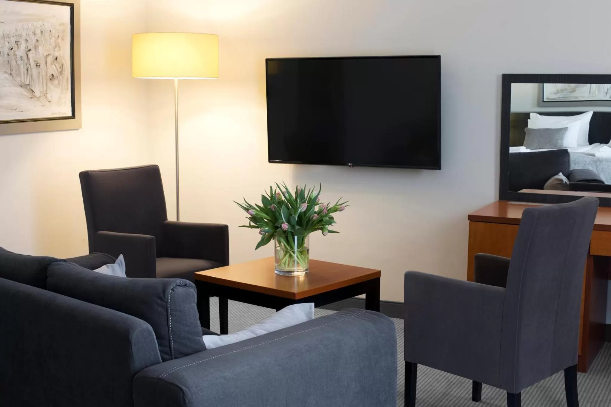 Photo of the whole room in Benefis Boutique Hotel