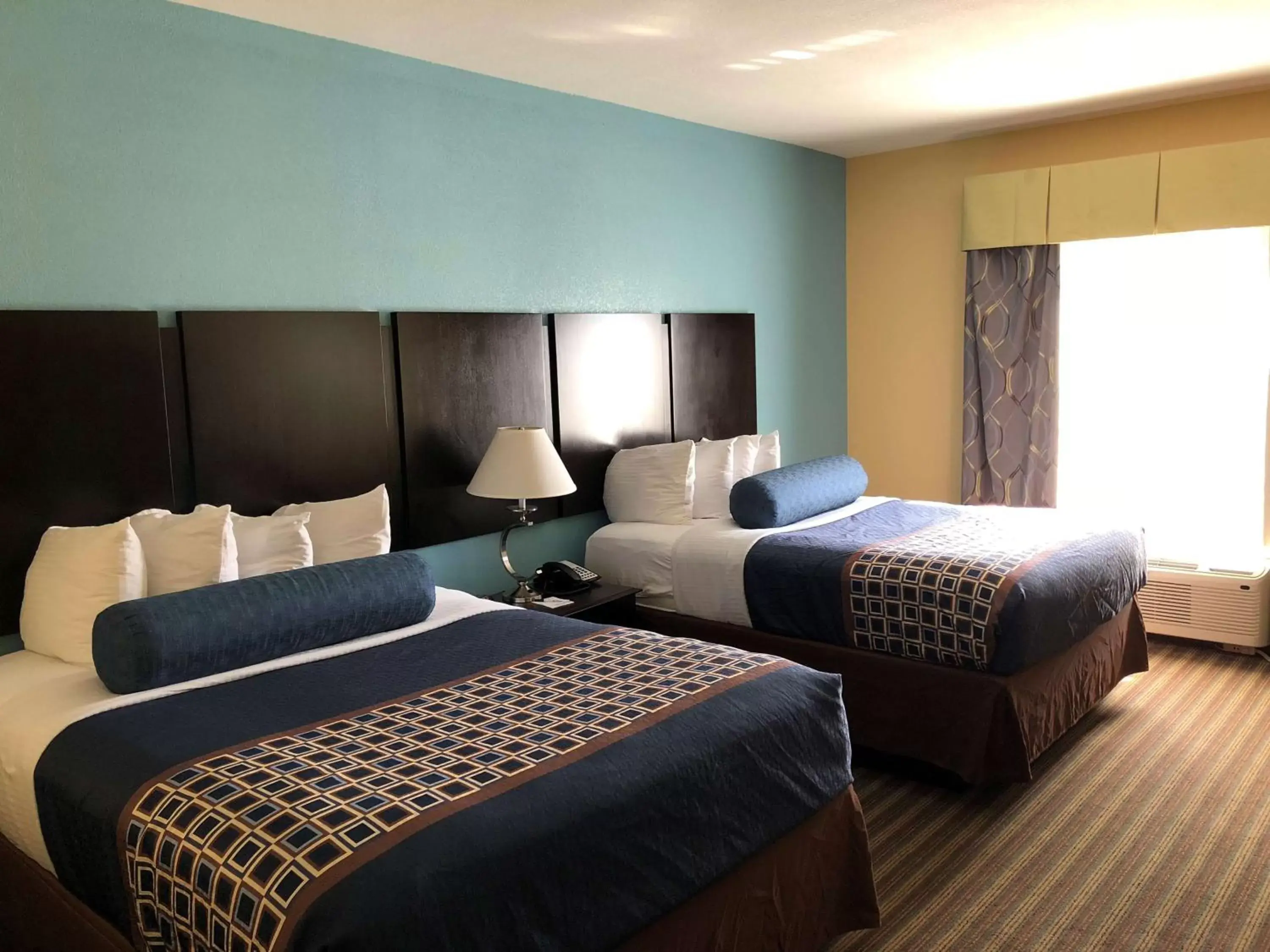 Photo of the whole room, Bed in Best Western Plus Goodman Inn & Suites