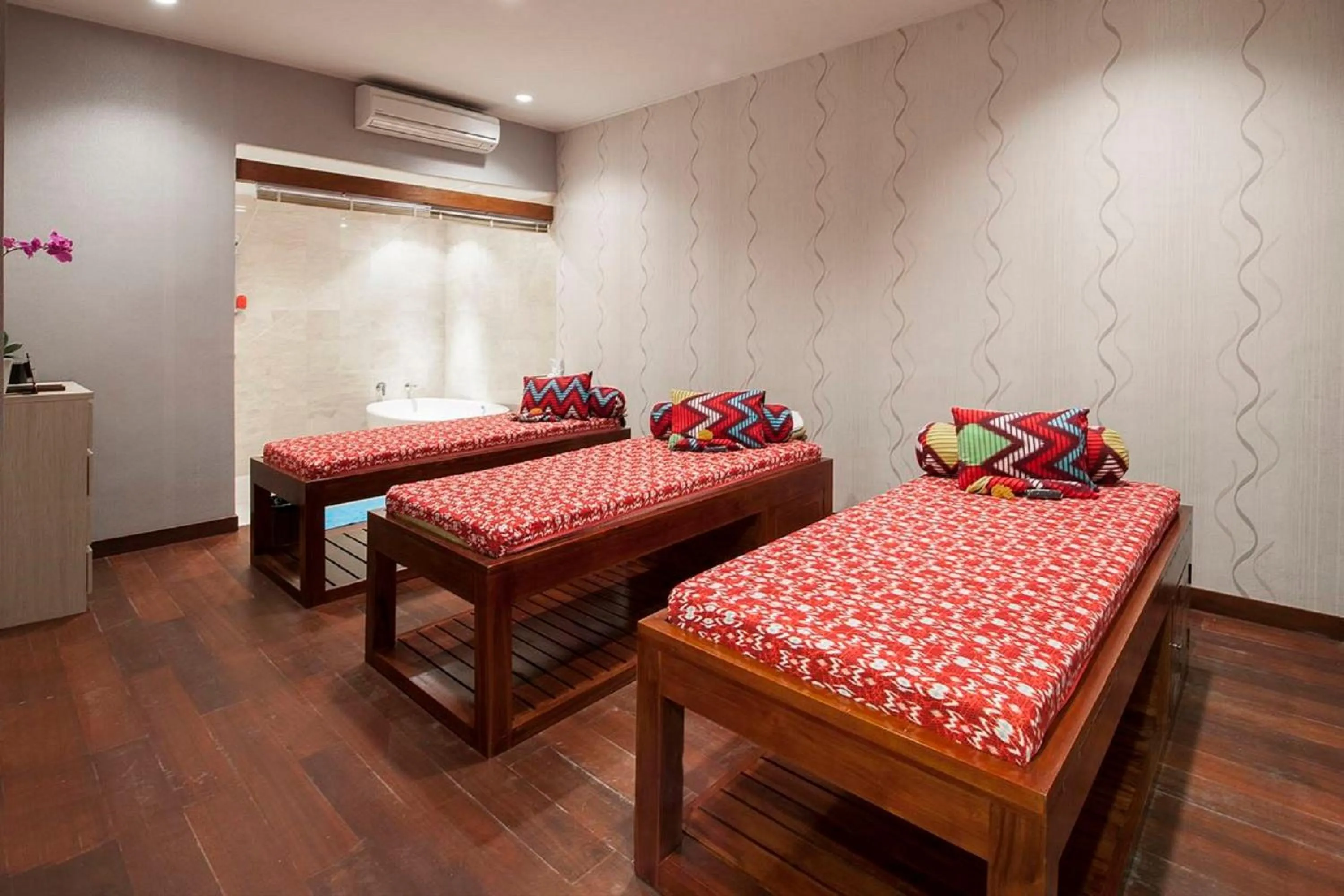 Activities, Bed in Ubud Wana Resort