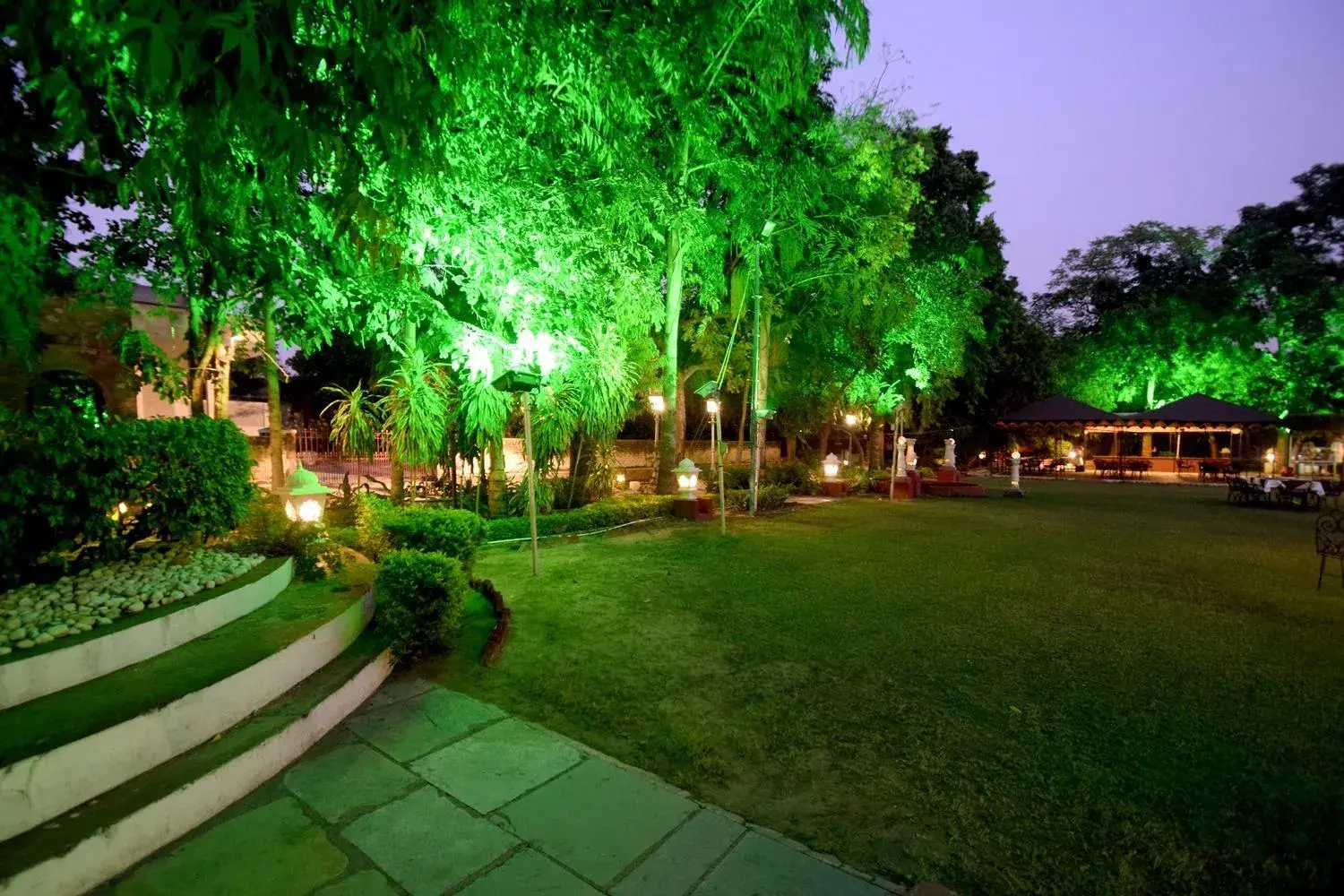 Garden in Hari Mahal Palace by Pachar Group