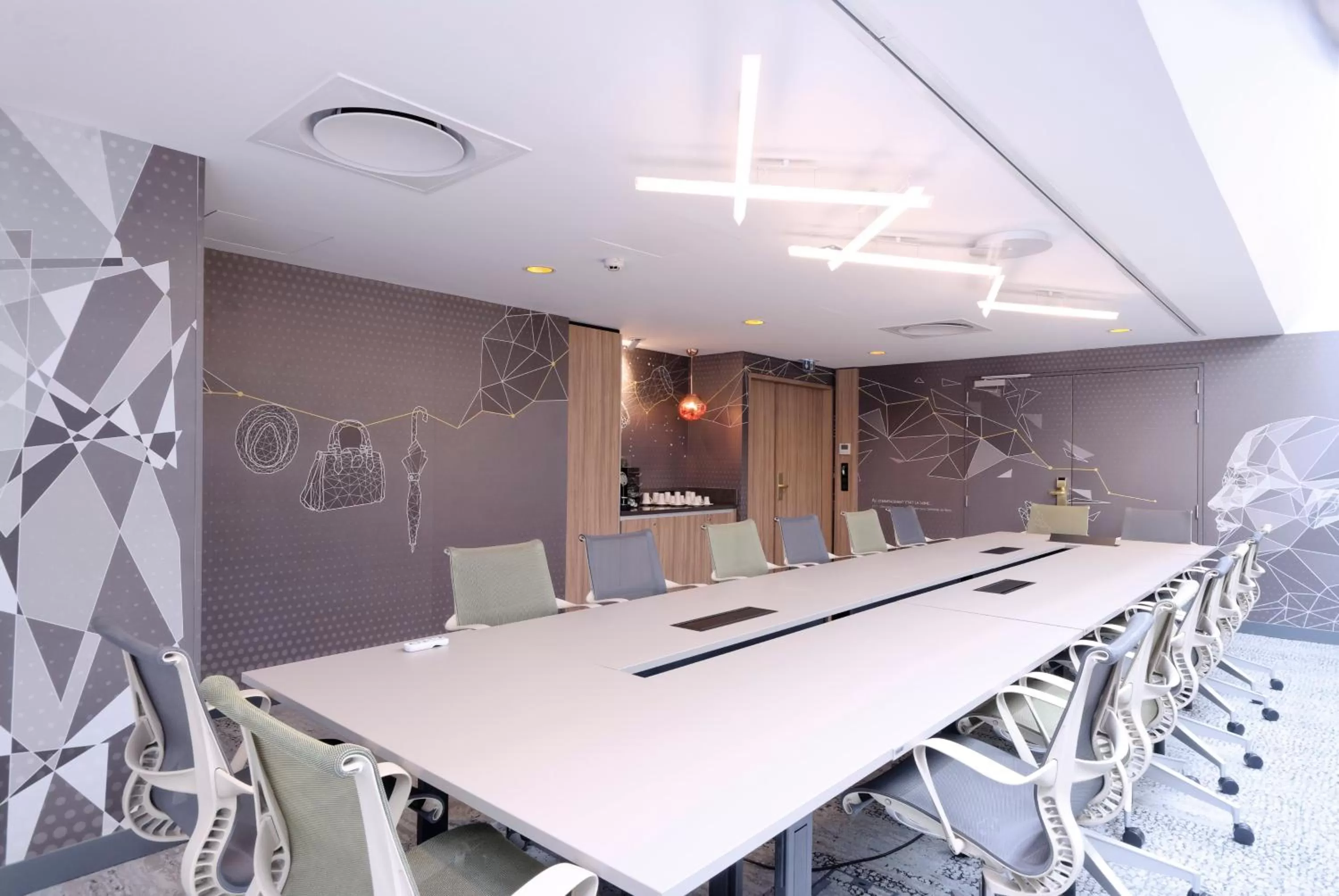 Meeting/conference room in Holiday Inn Reims Centre by IHG