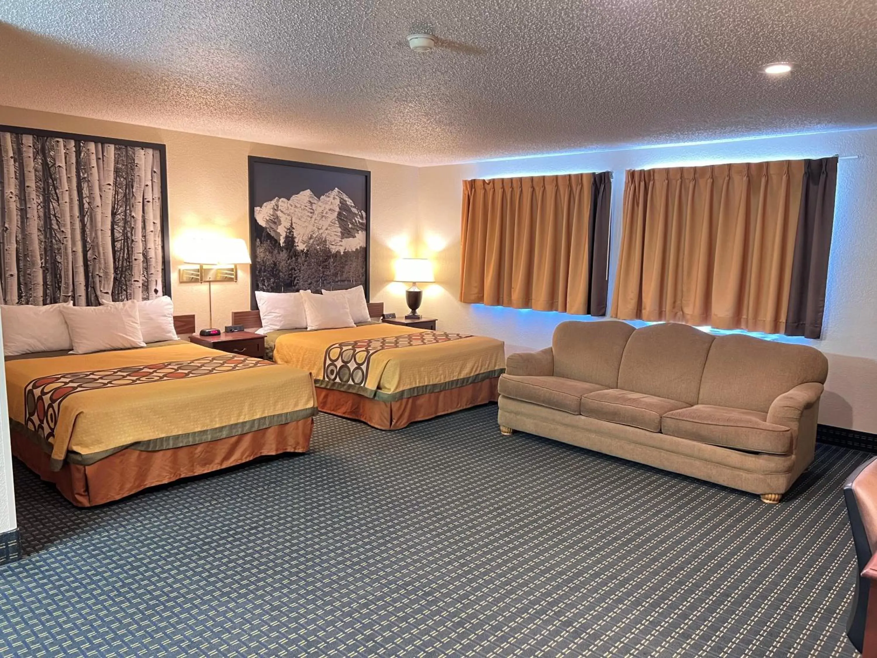 Deluxe Queen Room with Two Queen Beds - Non-Smoking in Super 8 by Wyndham Trinidad