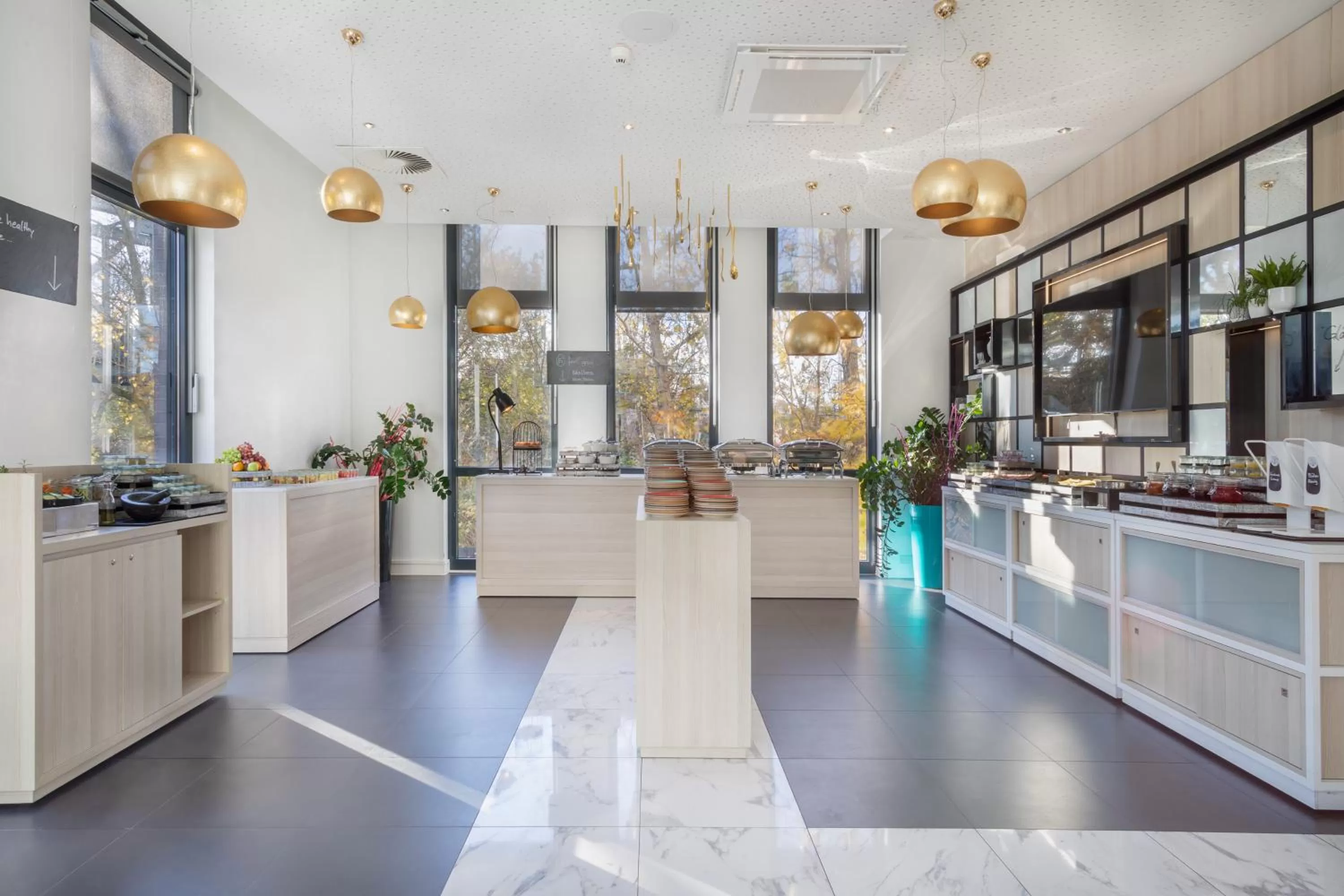 Restaurant/places to eat in INNSiDE by Meliá Hamburg Hafen