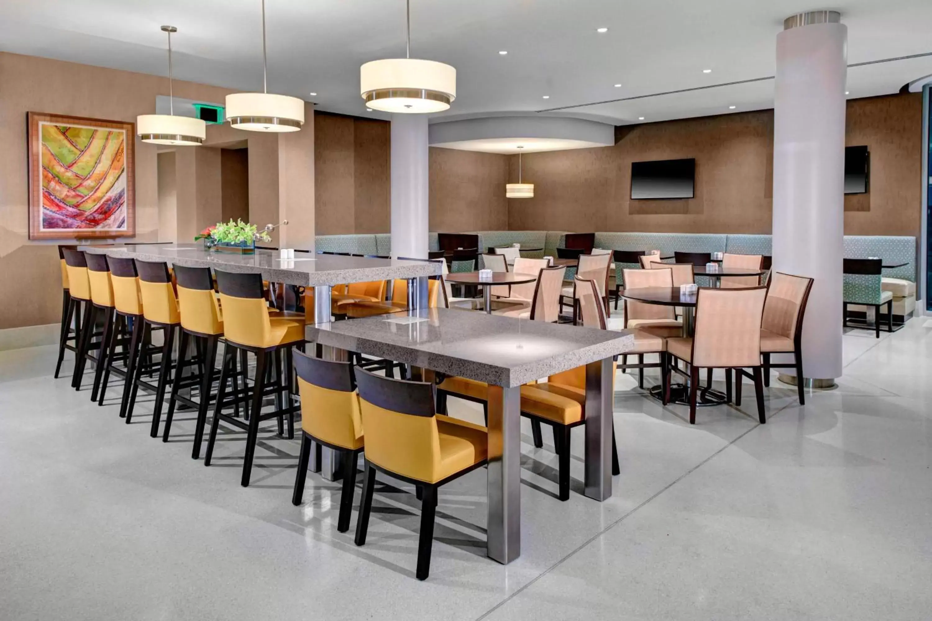 Restaurant/Places to Eat in Residence Inn by Marriott Miami Beach Surfside