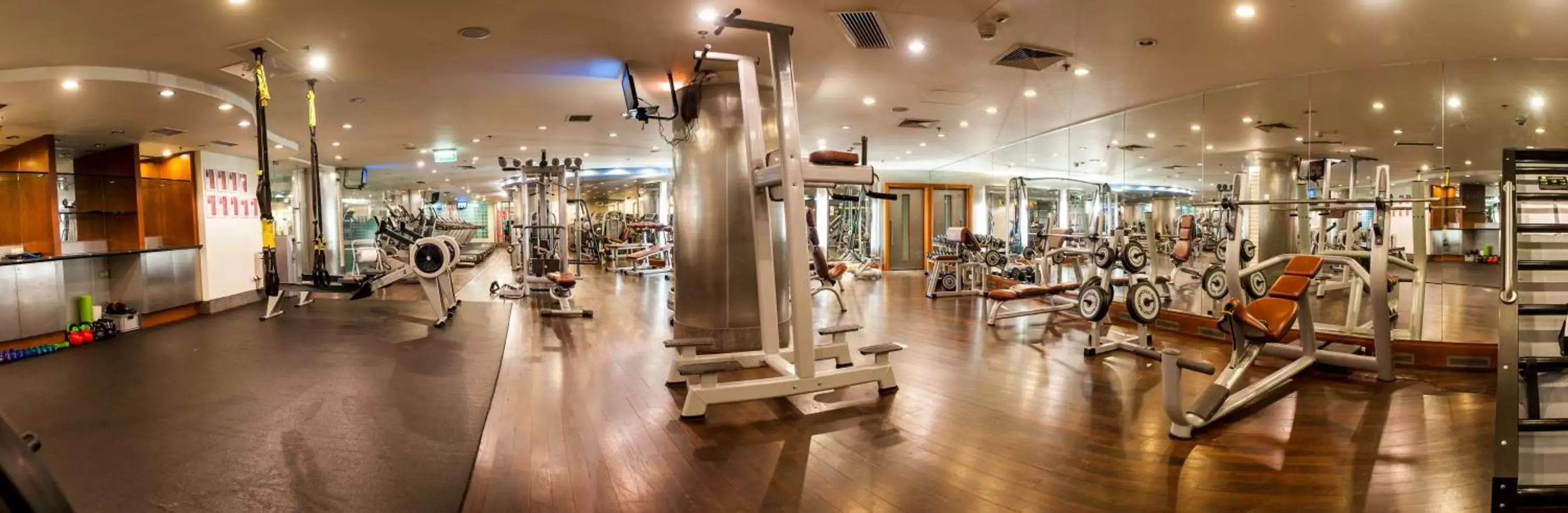 Fitness centre/facilities in Regent Warsaw Hotel