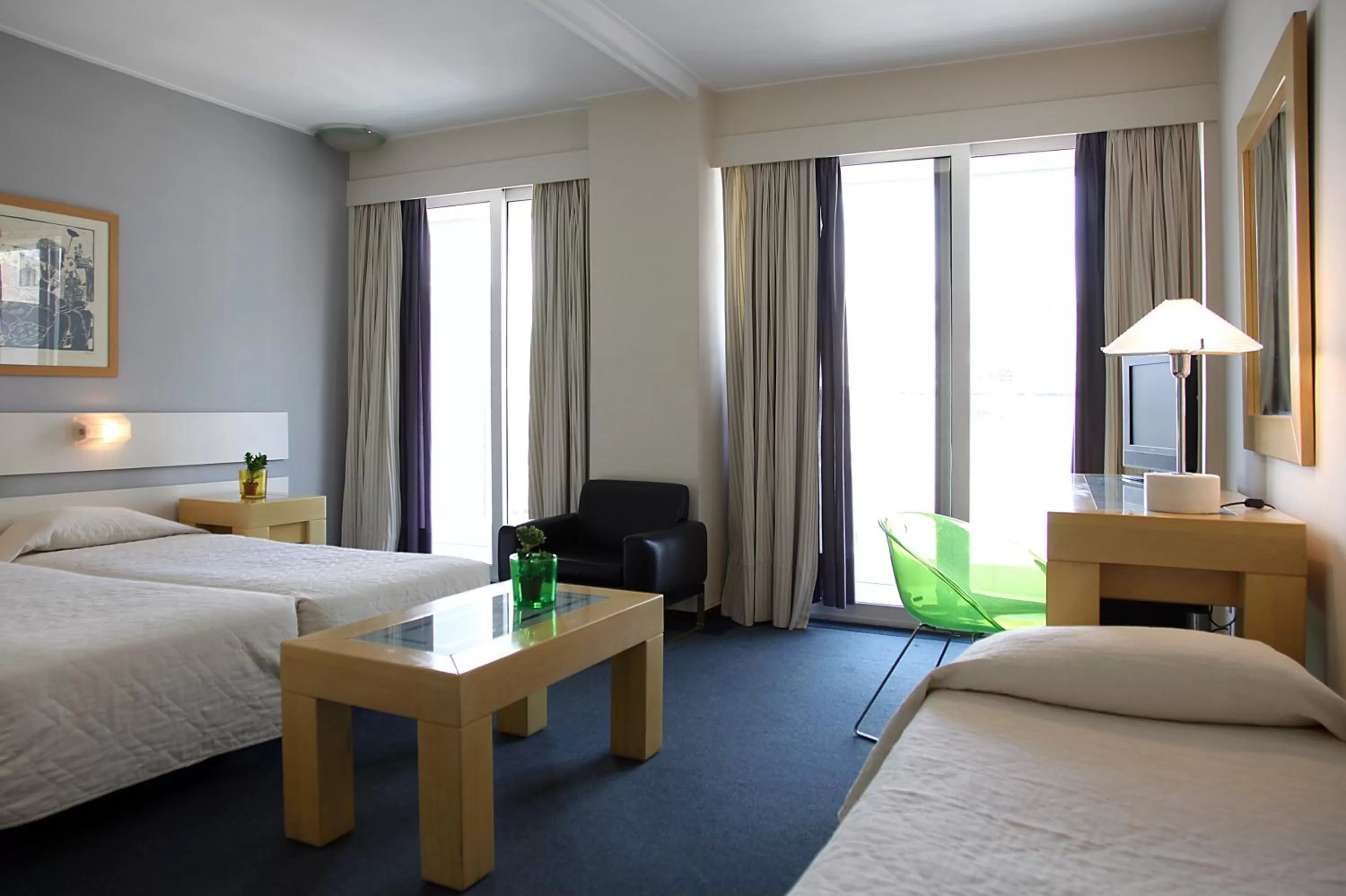 Bed in Dorian Inn - Sure Hotel Collection by Best Western