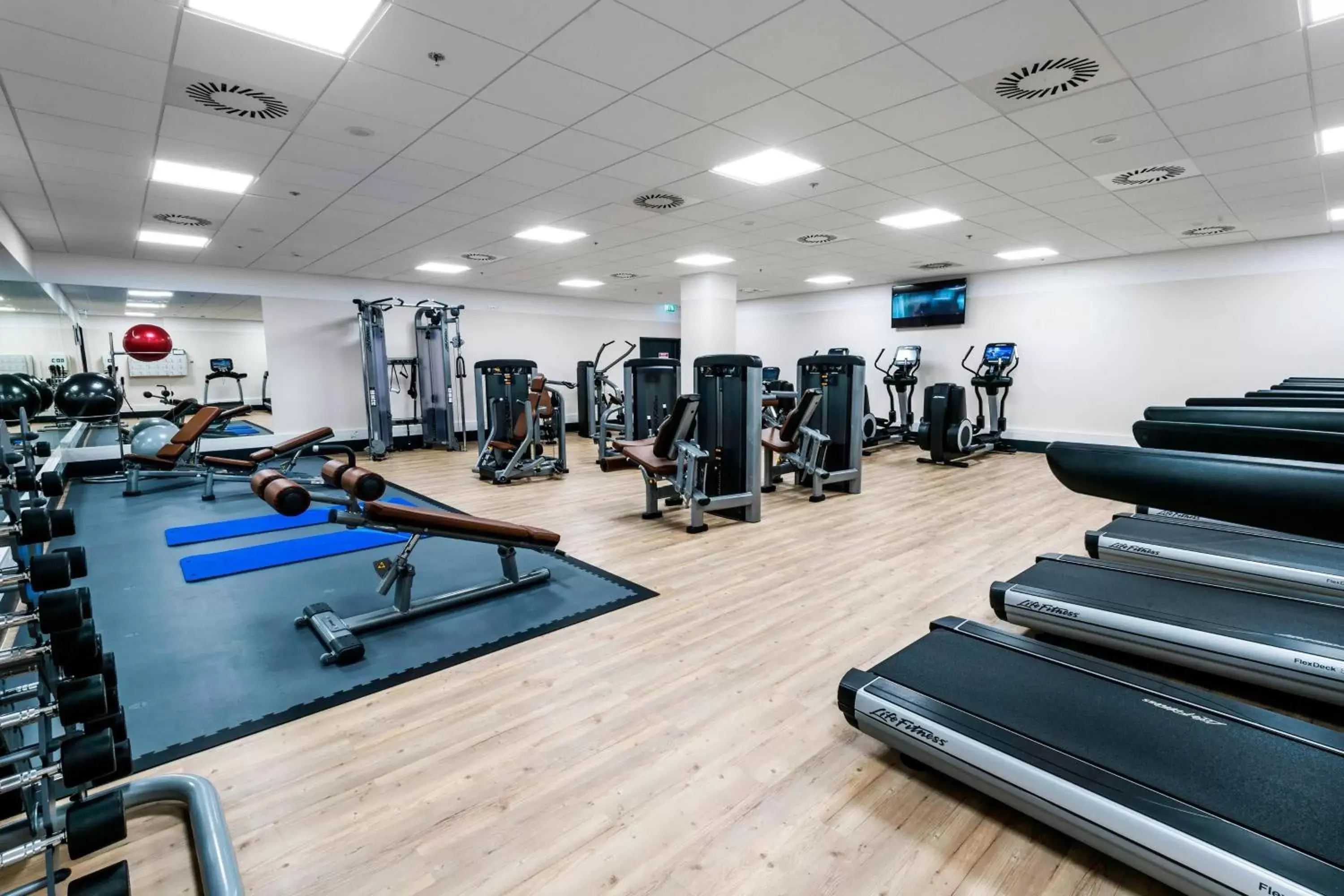 Fitness centre/facilities, Fitness Center/Facilities in Prague Marriott Hotel