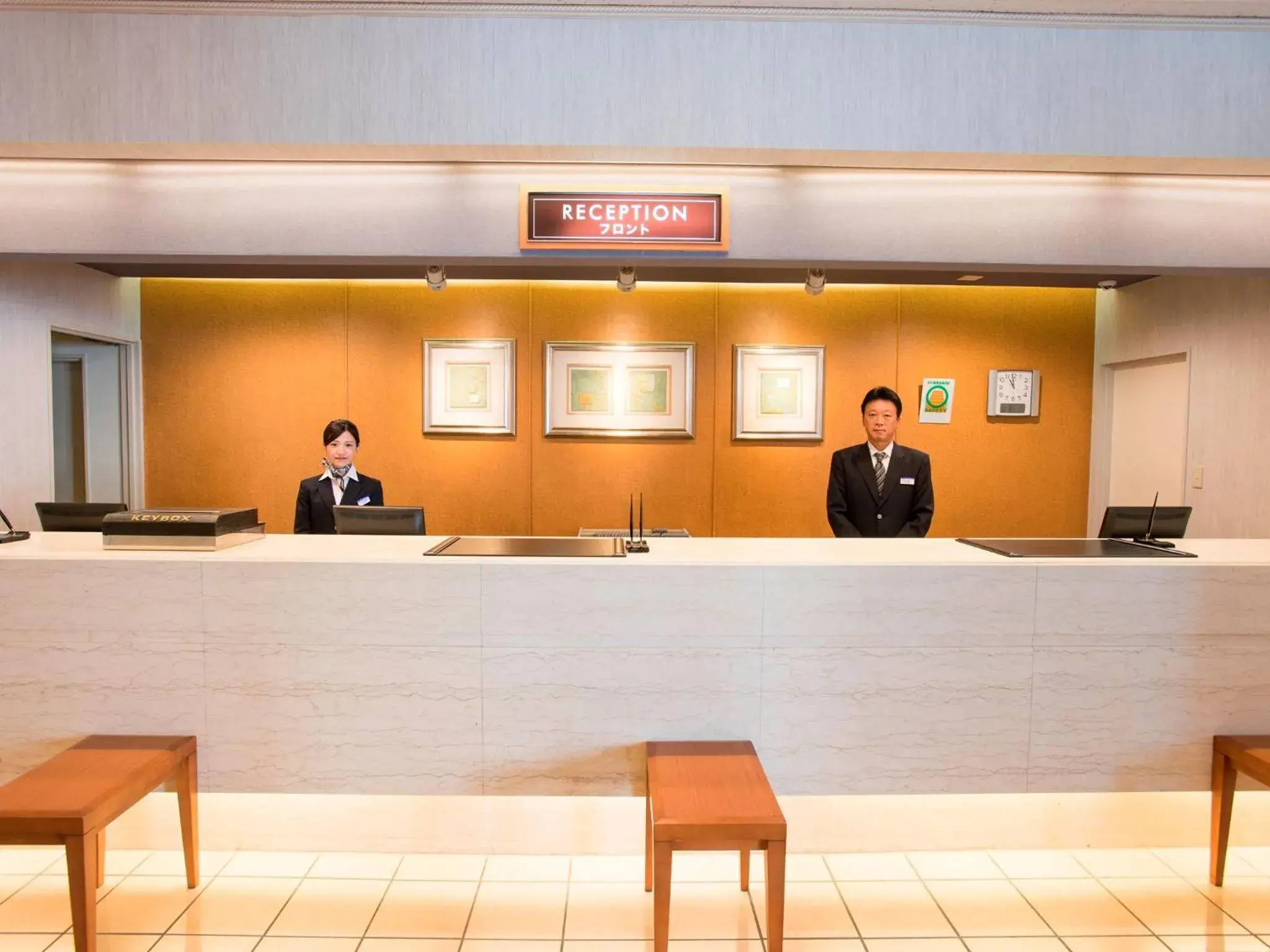 Lobby or reception, Staff in Alpico Plaza Hotel