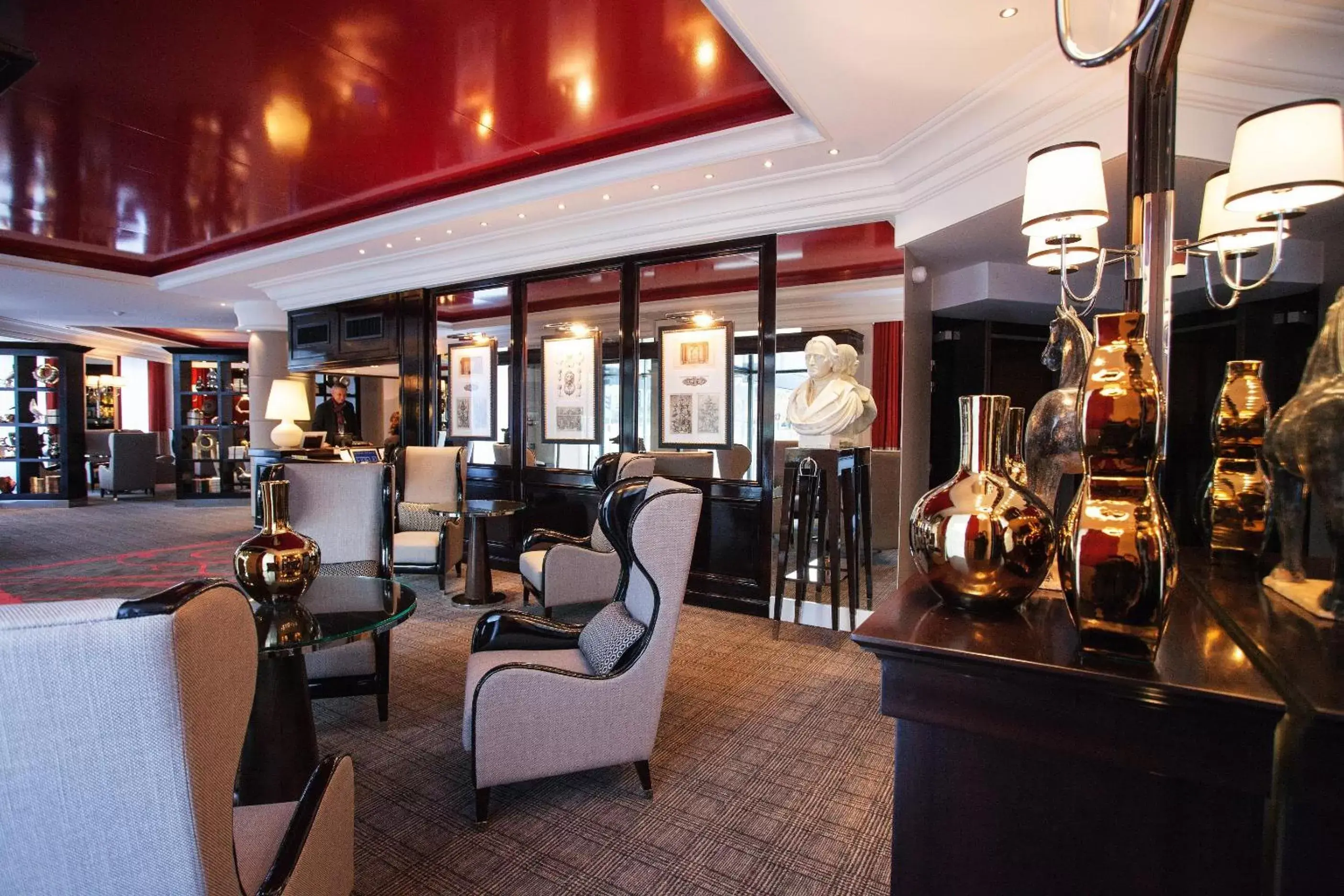 Lobby or reception, Lounge/Bar in Park Hôtel Grenoble - MGallery