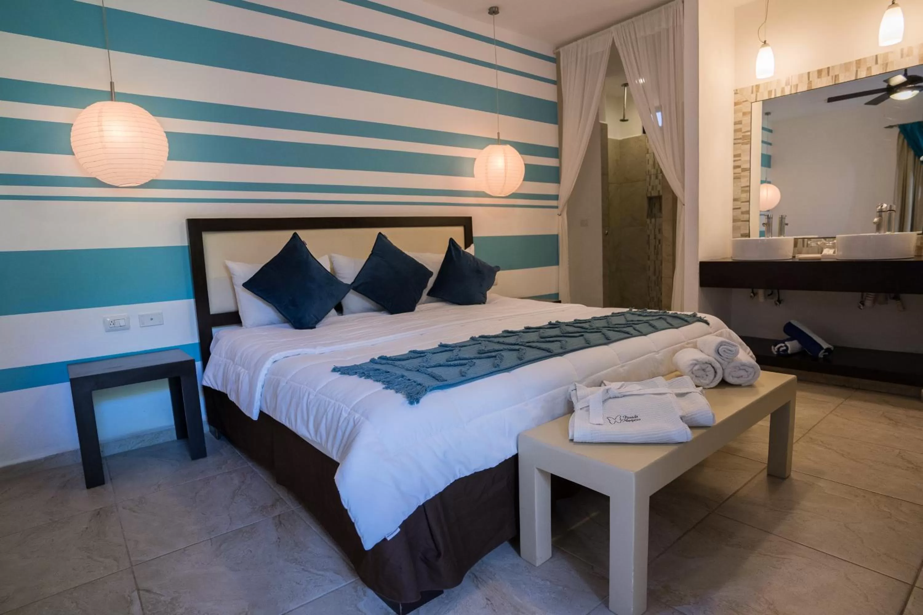 Bed in Posada Mariposa Boutique Hotel - 5th Avenue