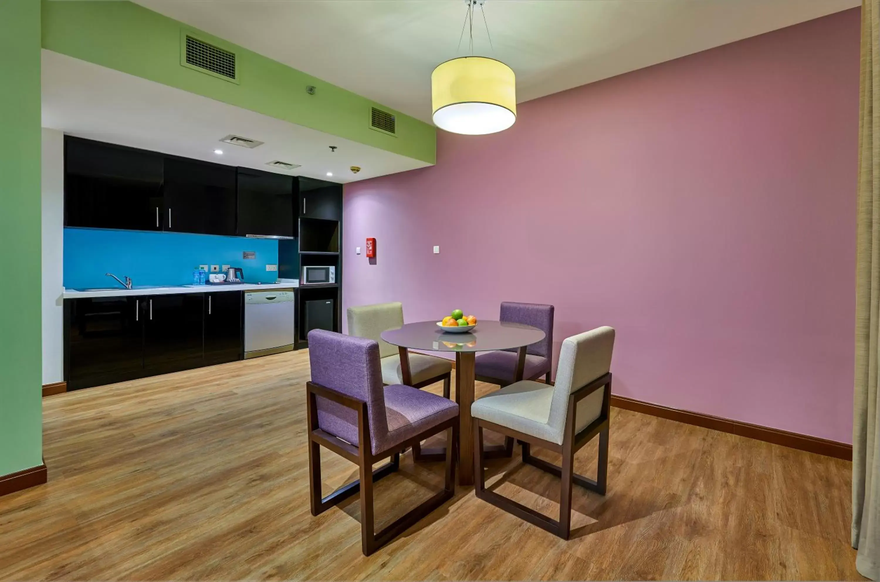 Kitchen or kitchenette, Dining Area in Ramada Hotel, Suites and Apartments by Wyndham Dubai JBR
