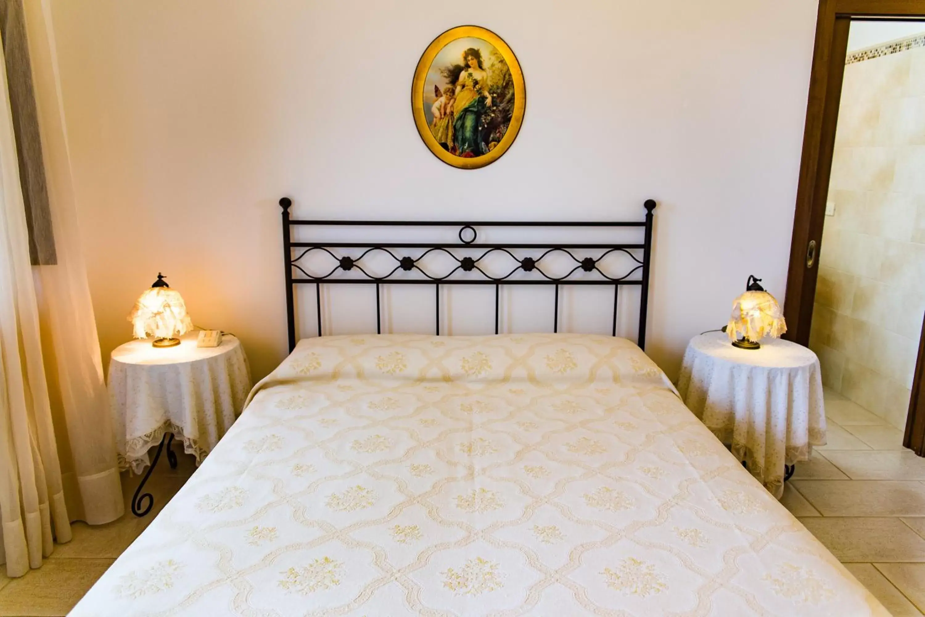 Bed in Villa Narducci