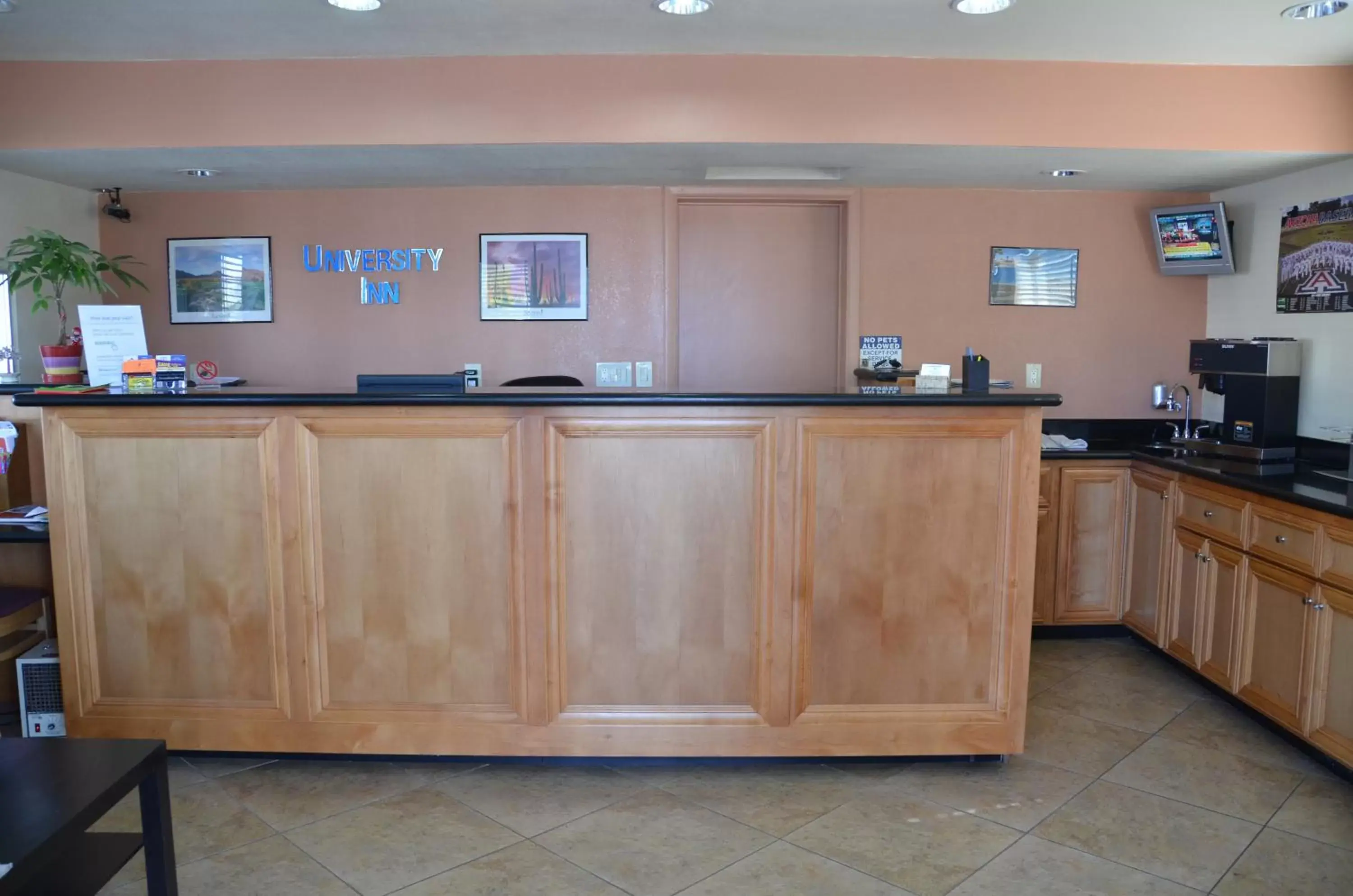 Lobby or reception in University Inn Lobby or reception in University Inn