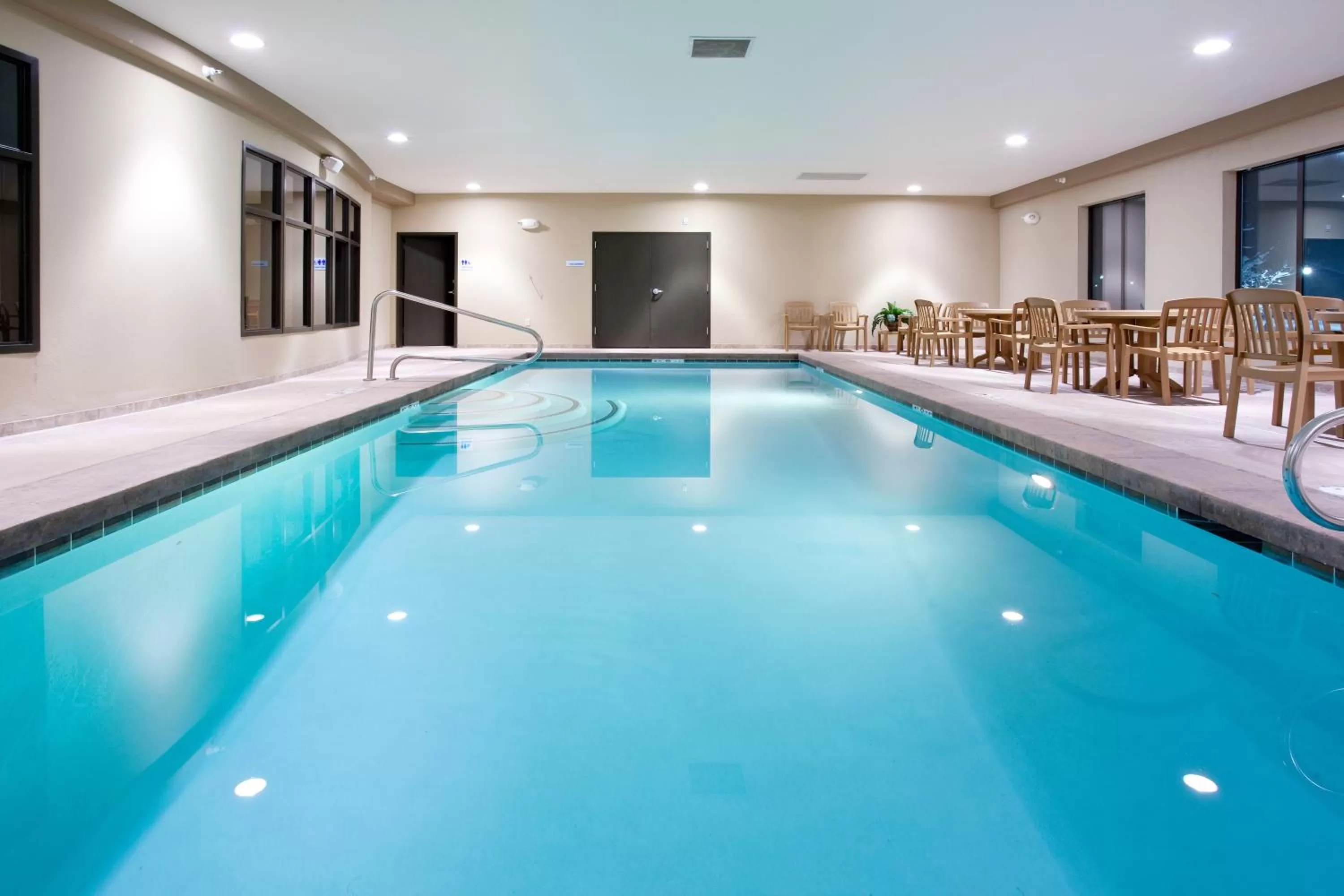 Swimming pool in Holiday Inn Express Hotel & Suites Lander by IHG