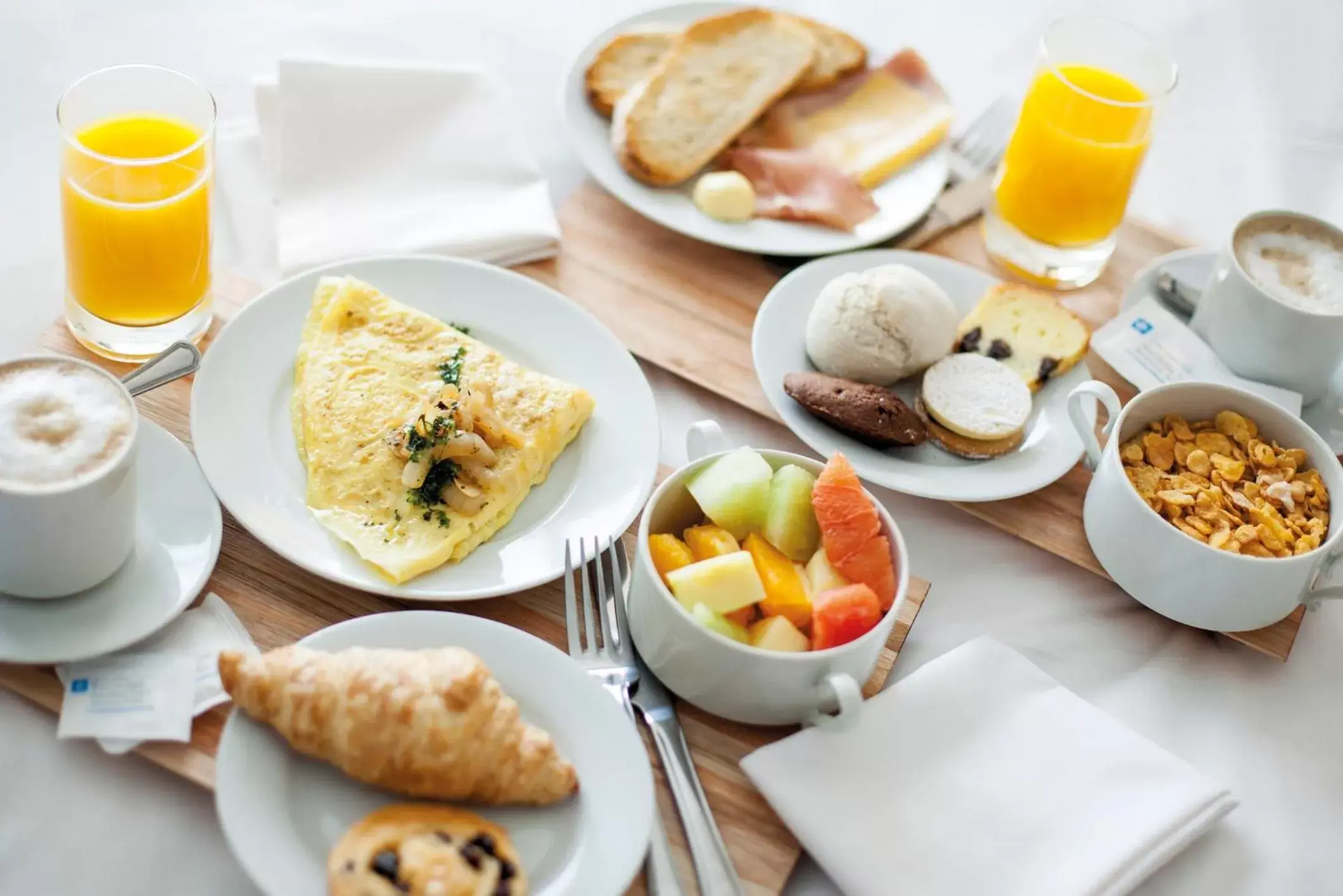 English/Irish breakfast, Breakfast in Holiday Inn Norwich City, an IHG Hotel
