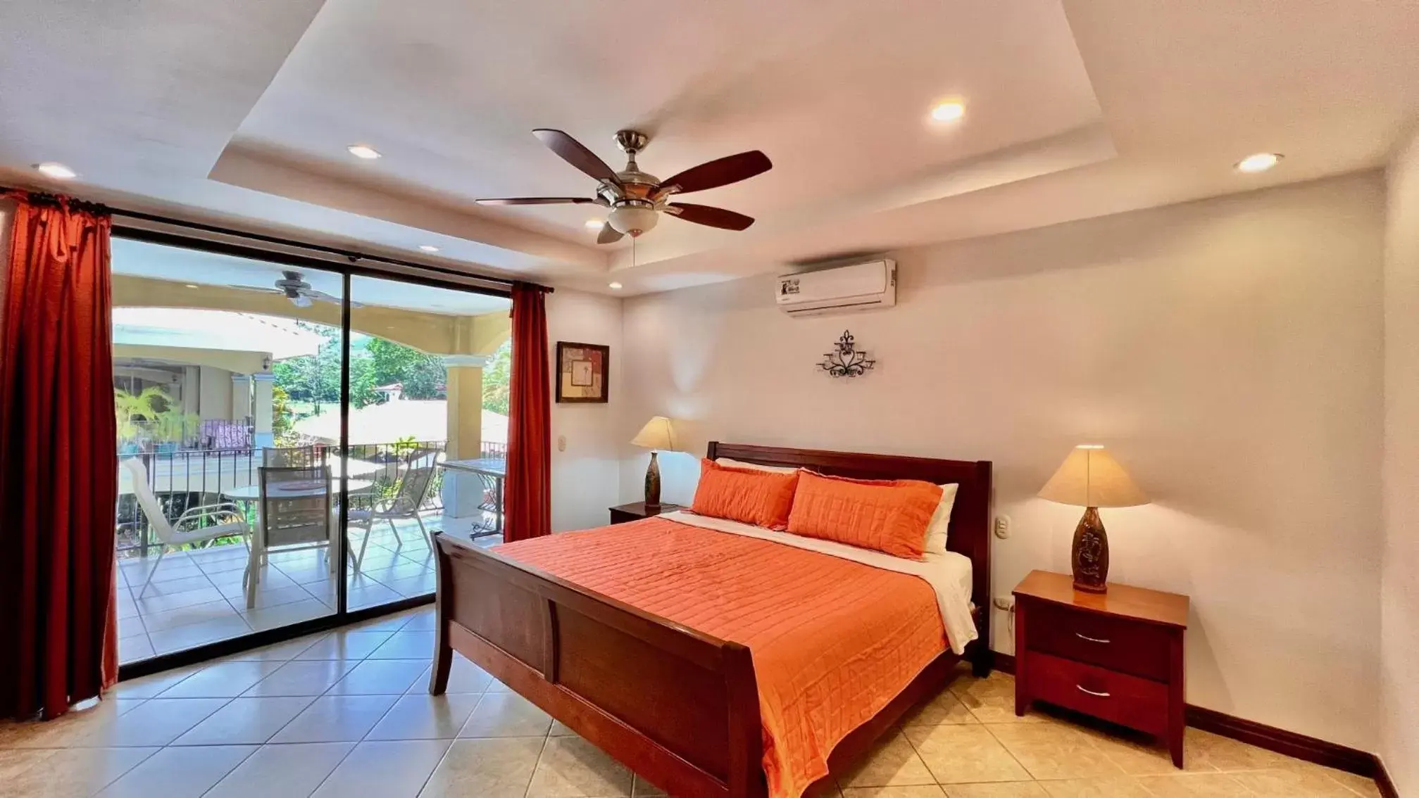 Bedroom, Bed in Monte Carlo Luxury Condominiums