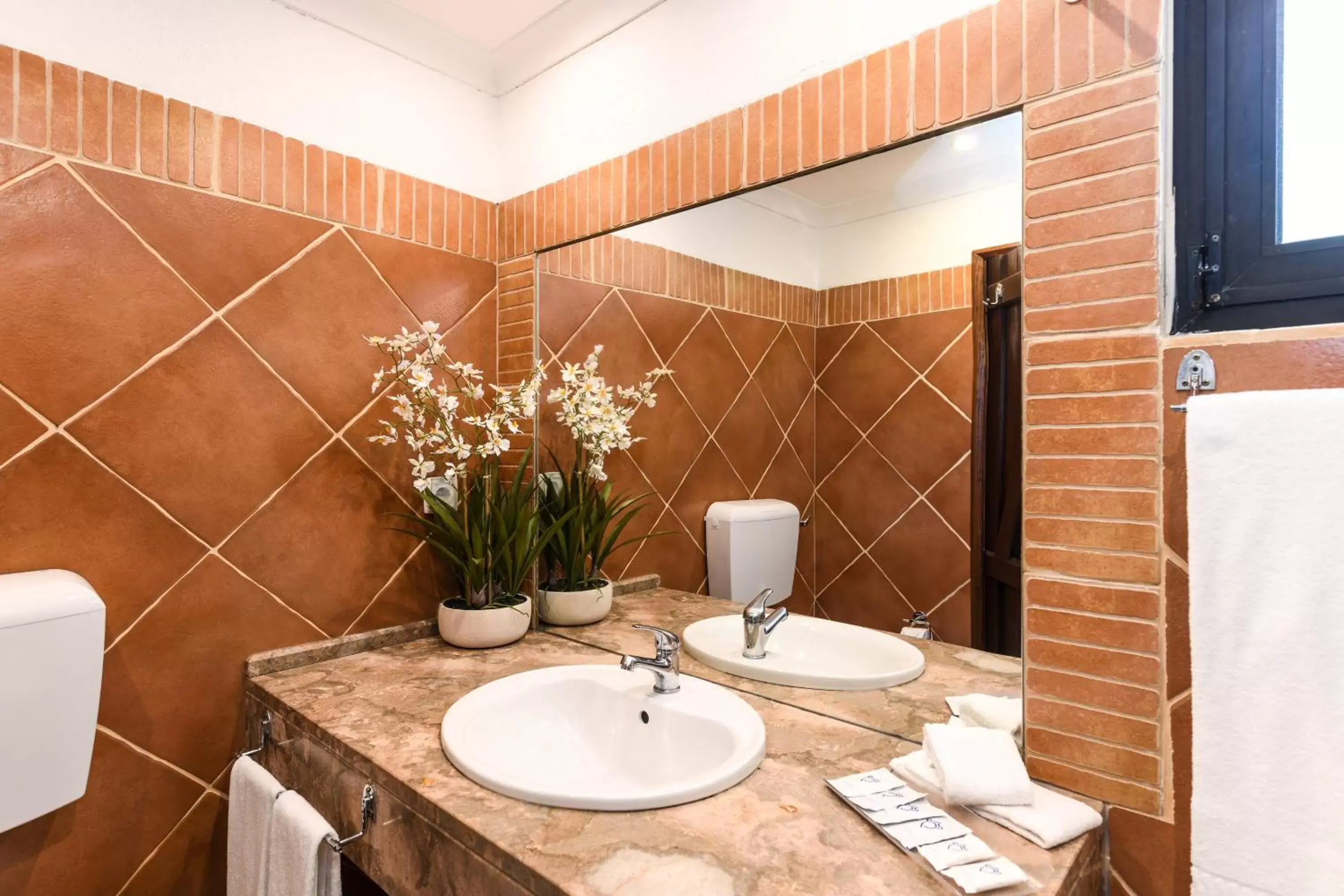 Bathroom in Pedras D'el Rei Bathroom in Pedras D'el Rei