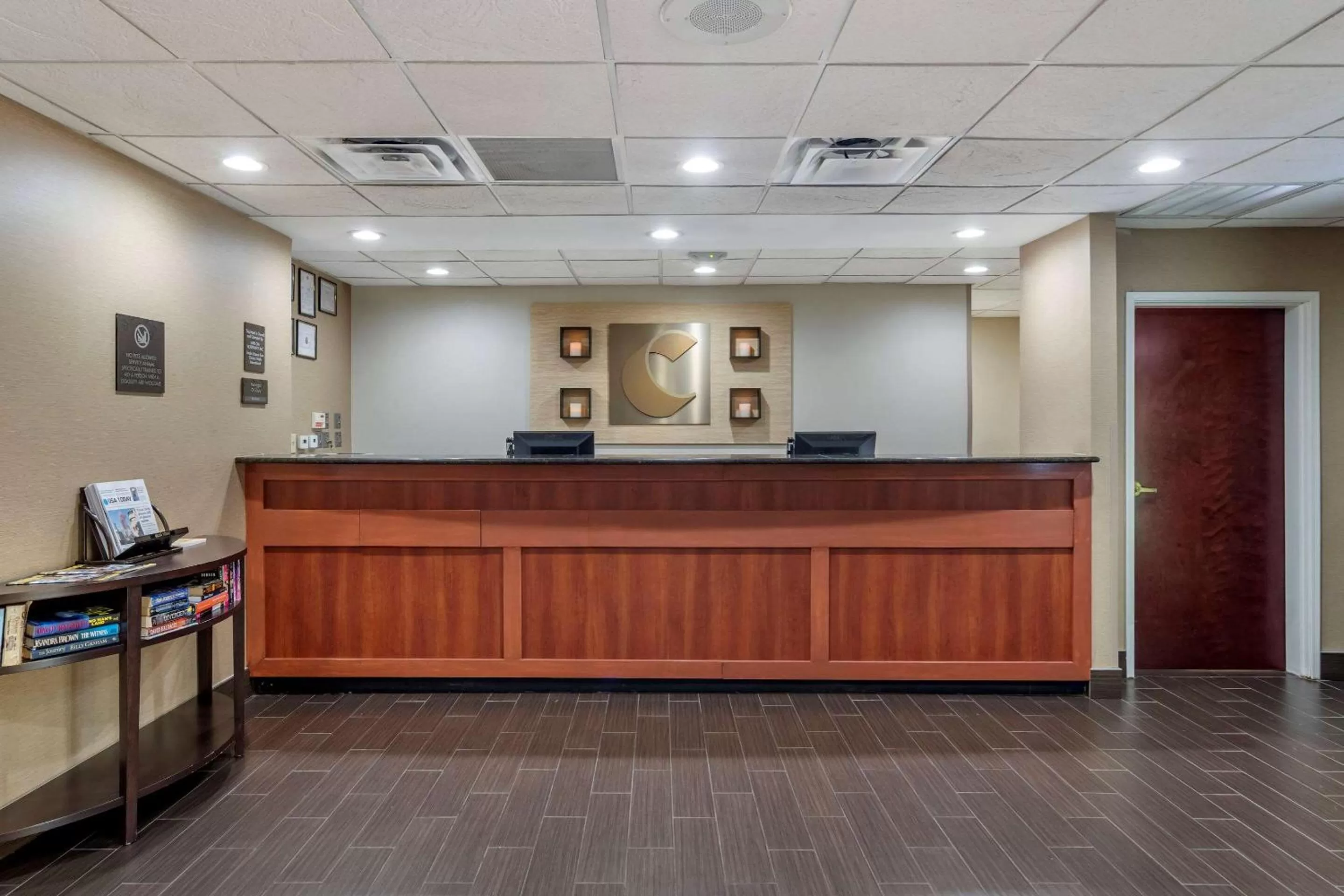 Lobby or reception in Comfort Suites Woodstock - Atlanta North
