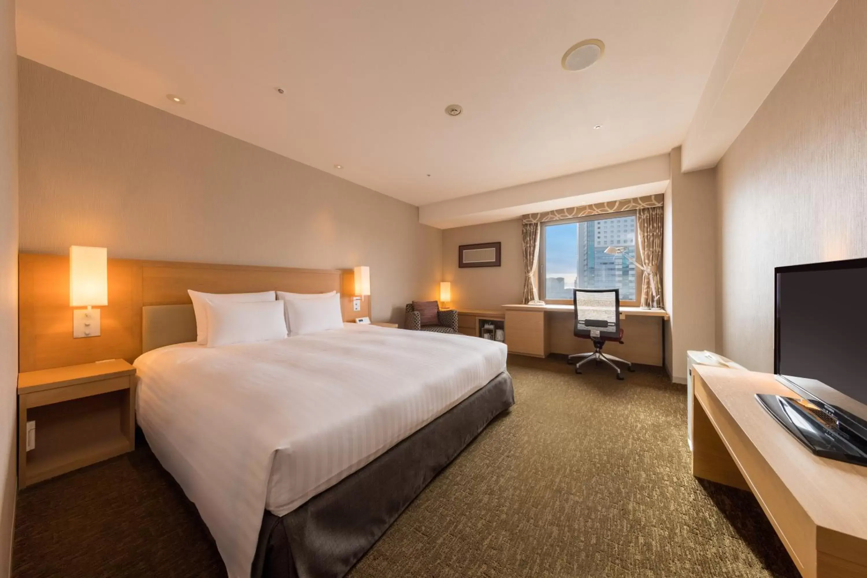 Photo of the whole room, Bed in Hotel Associa Shizuoka