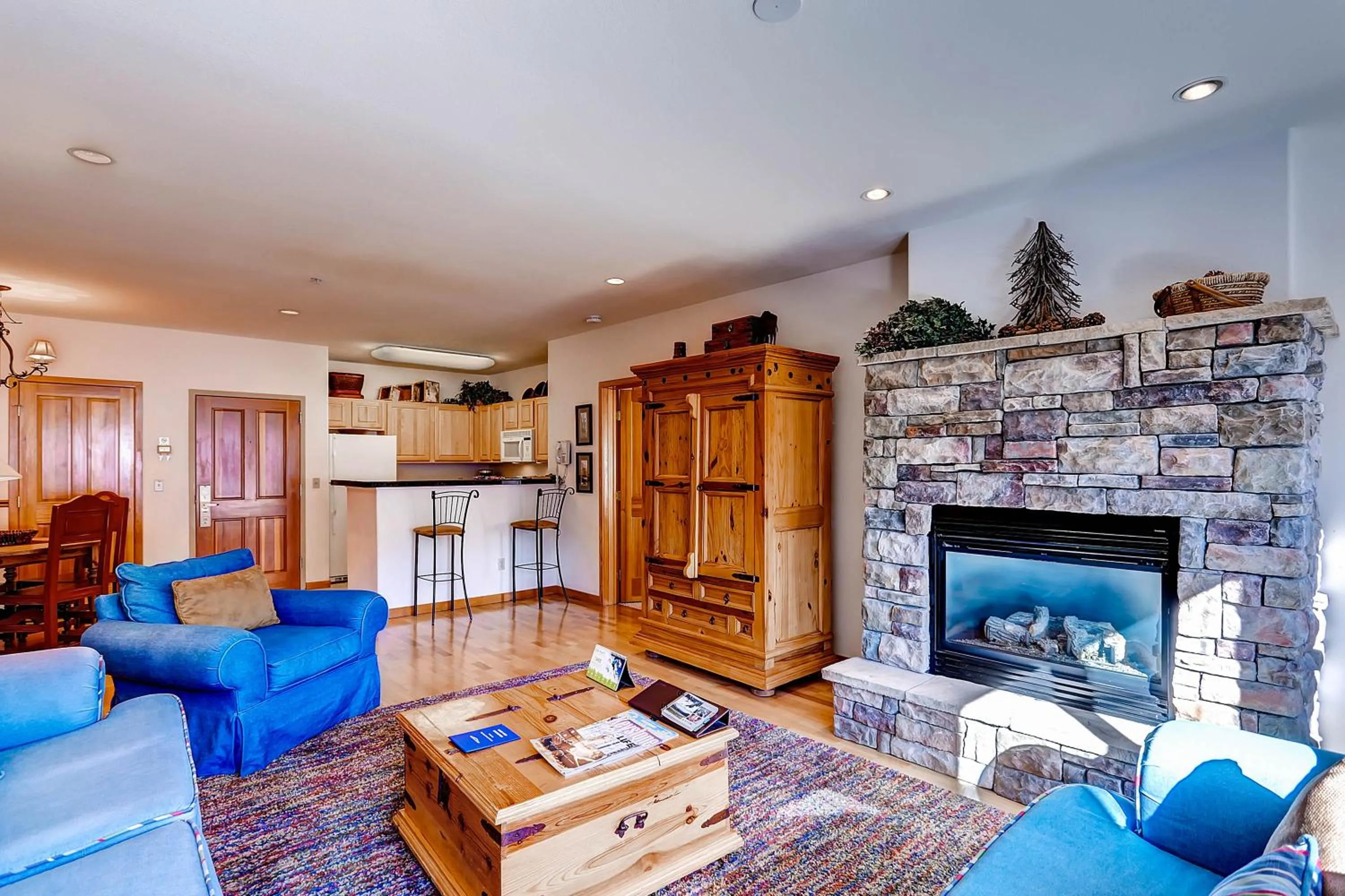 Living room in Gateway Mountain Lodge, A Vail Resorts Property