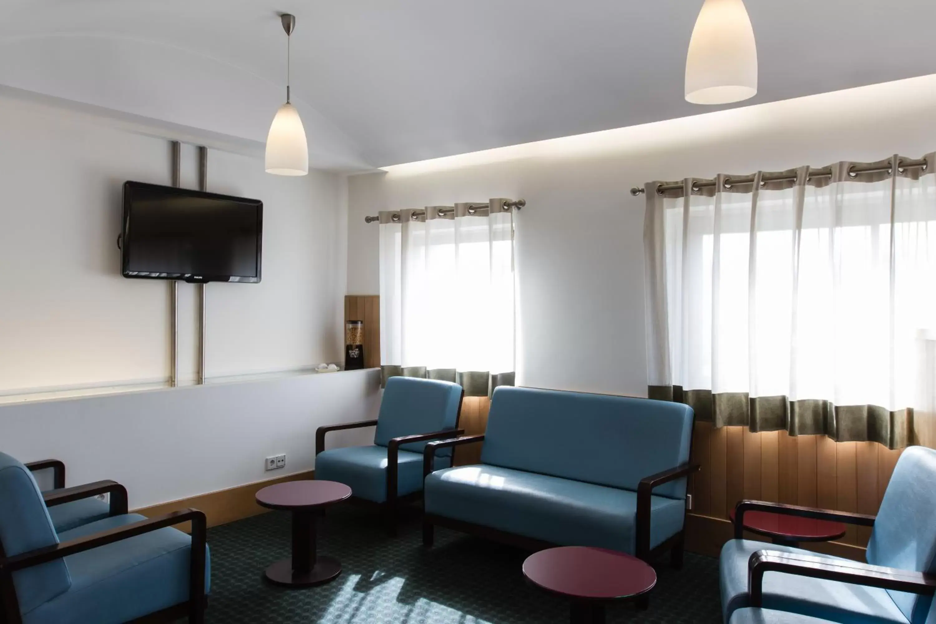 Lobby or reception, Lounge/Bar in Hotel ibis Leiria Fatima