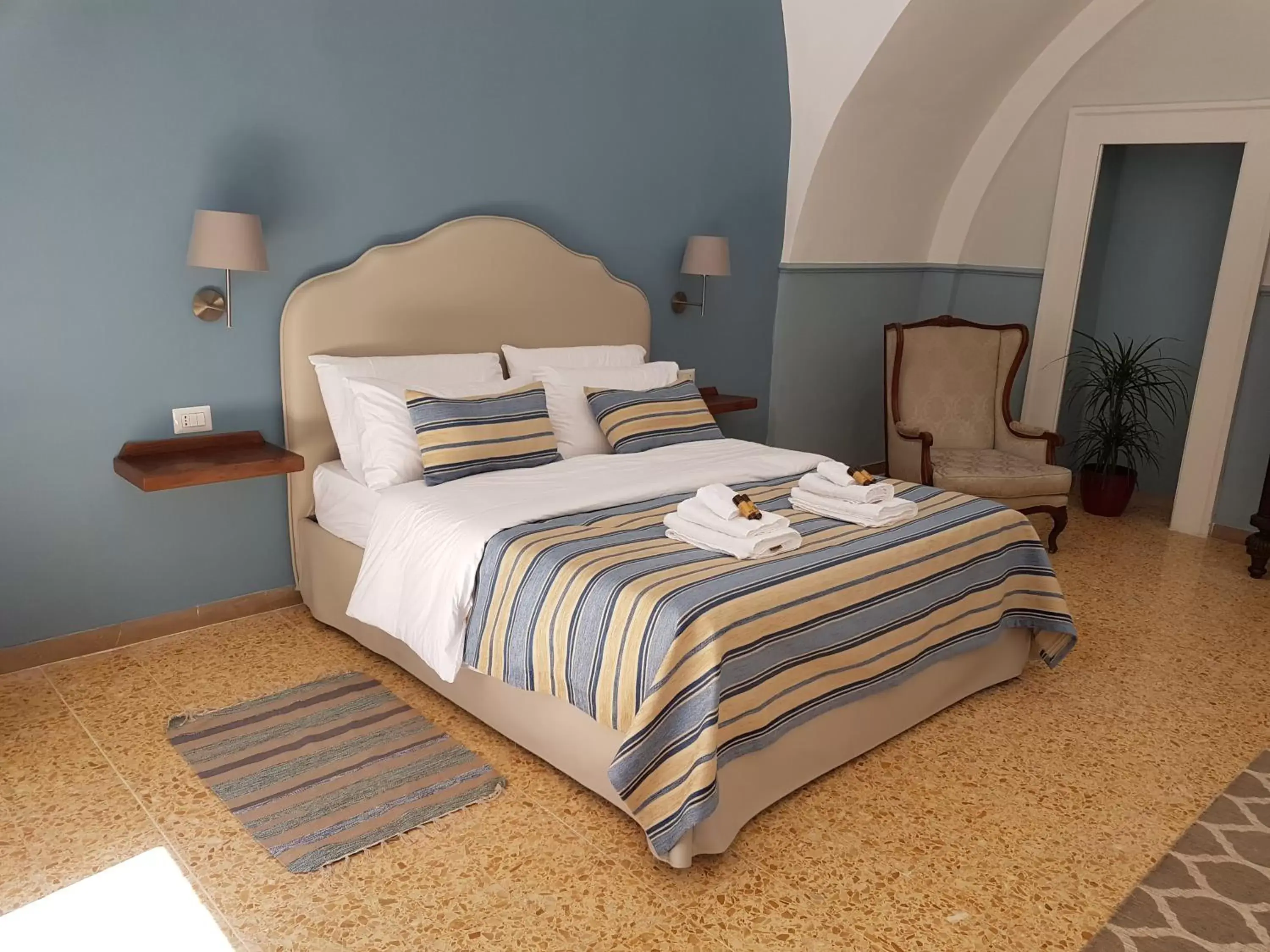Bedroom, Bed in Aragonese Luxury Rooms